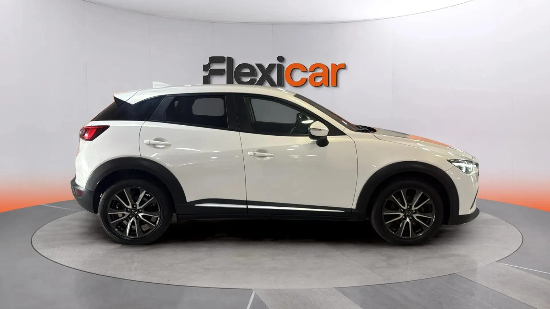Mazda CX-3 1.5 Skyactiv DE Lux Whi Trav 2WD - foto 4