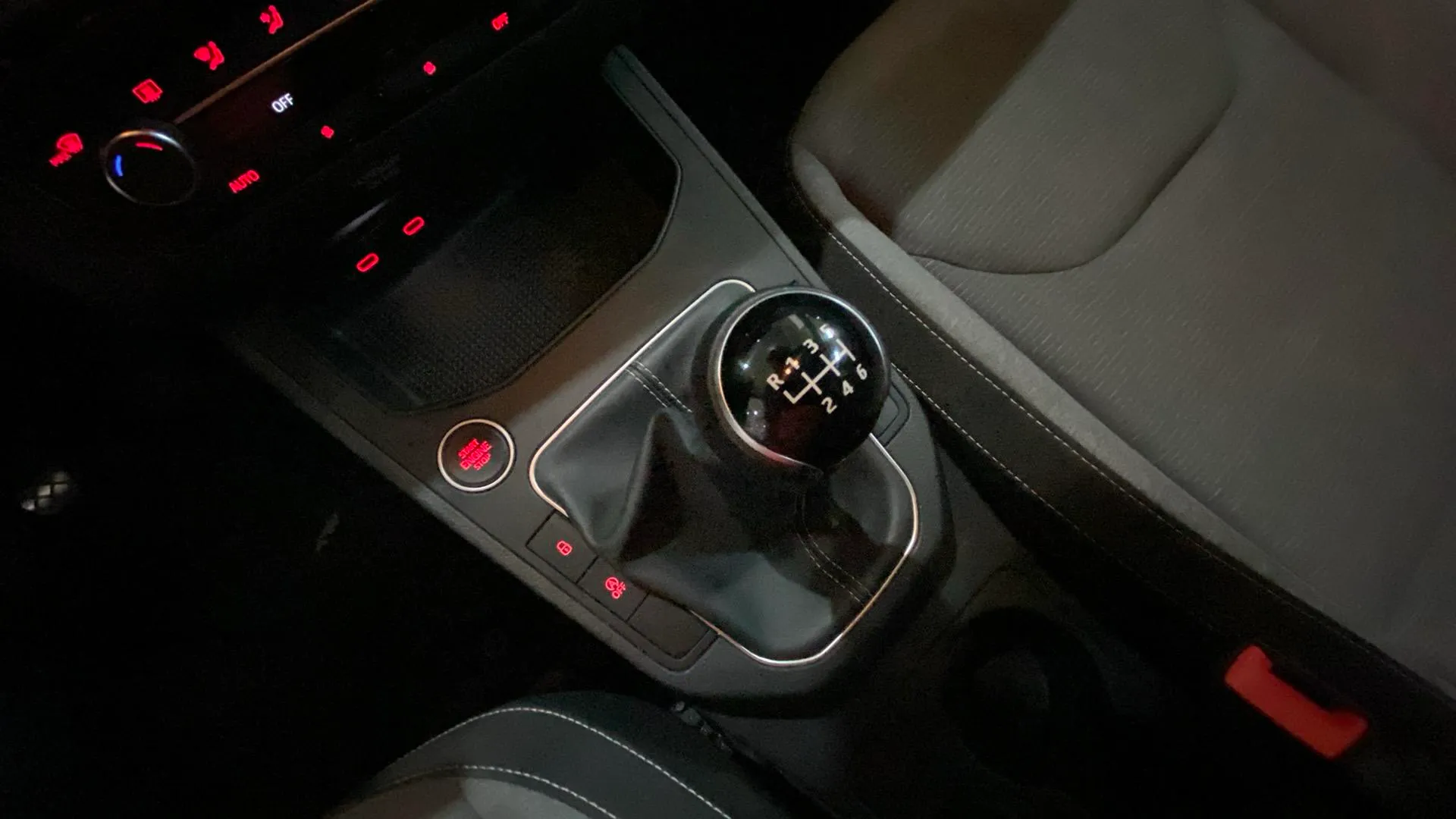 SEAT Ibiza 1.0 TSI Special Edition - foto 11