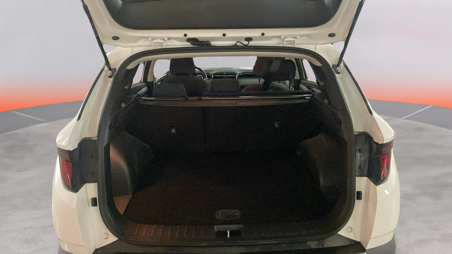 Hyundai Tucson 1.6 CRDi 48V Maxx - foto 9