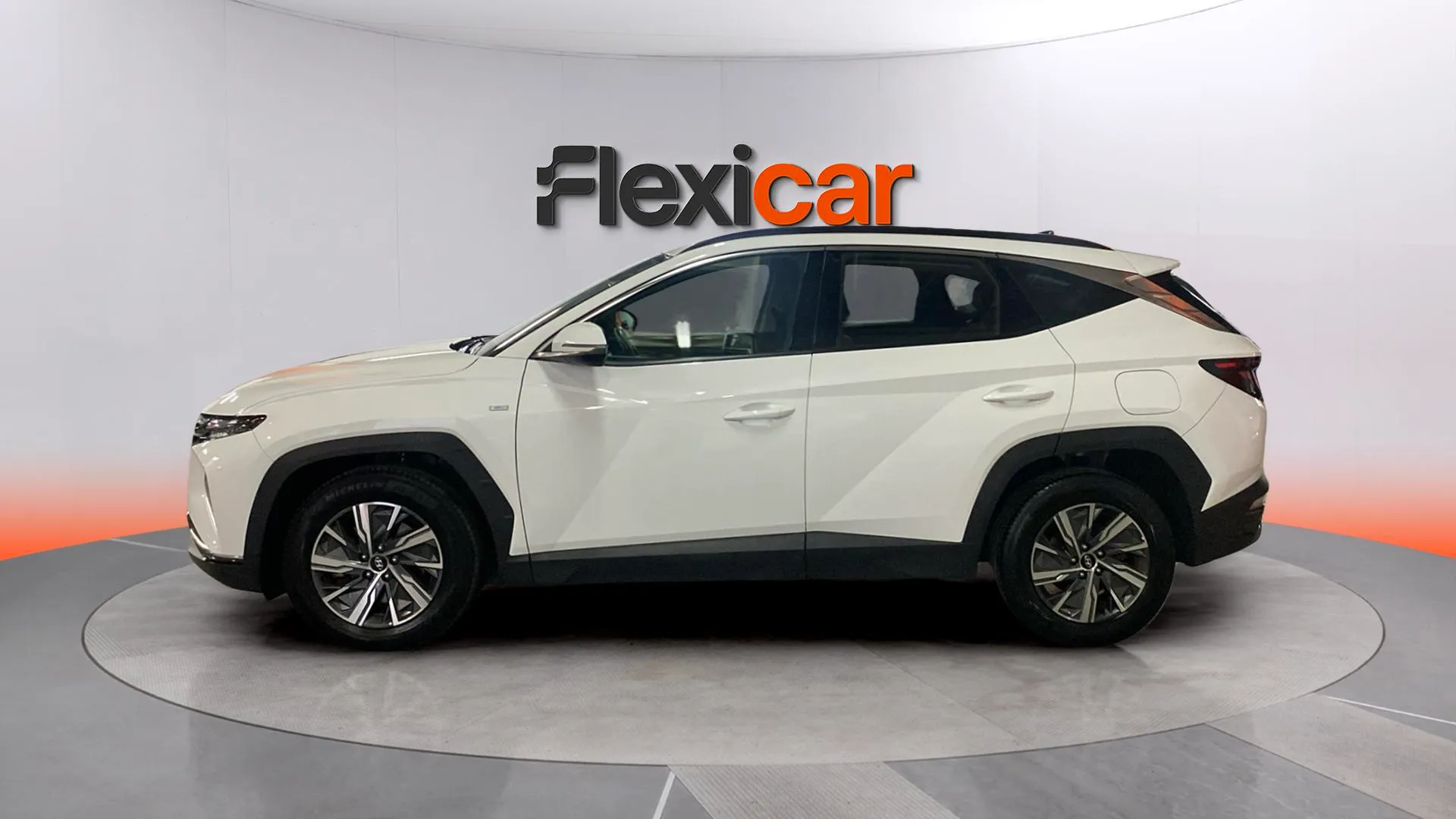 Hyundai Tucson 1.6 CRDi 48V Maxx - foto 4