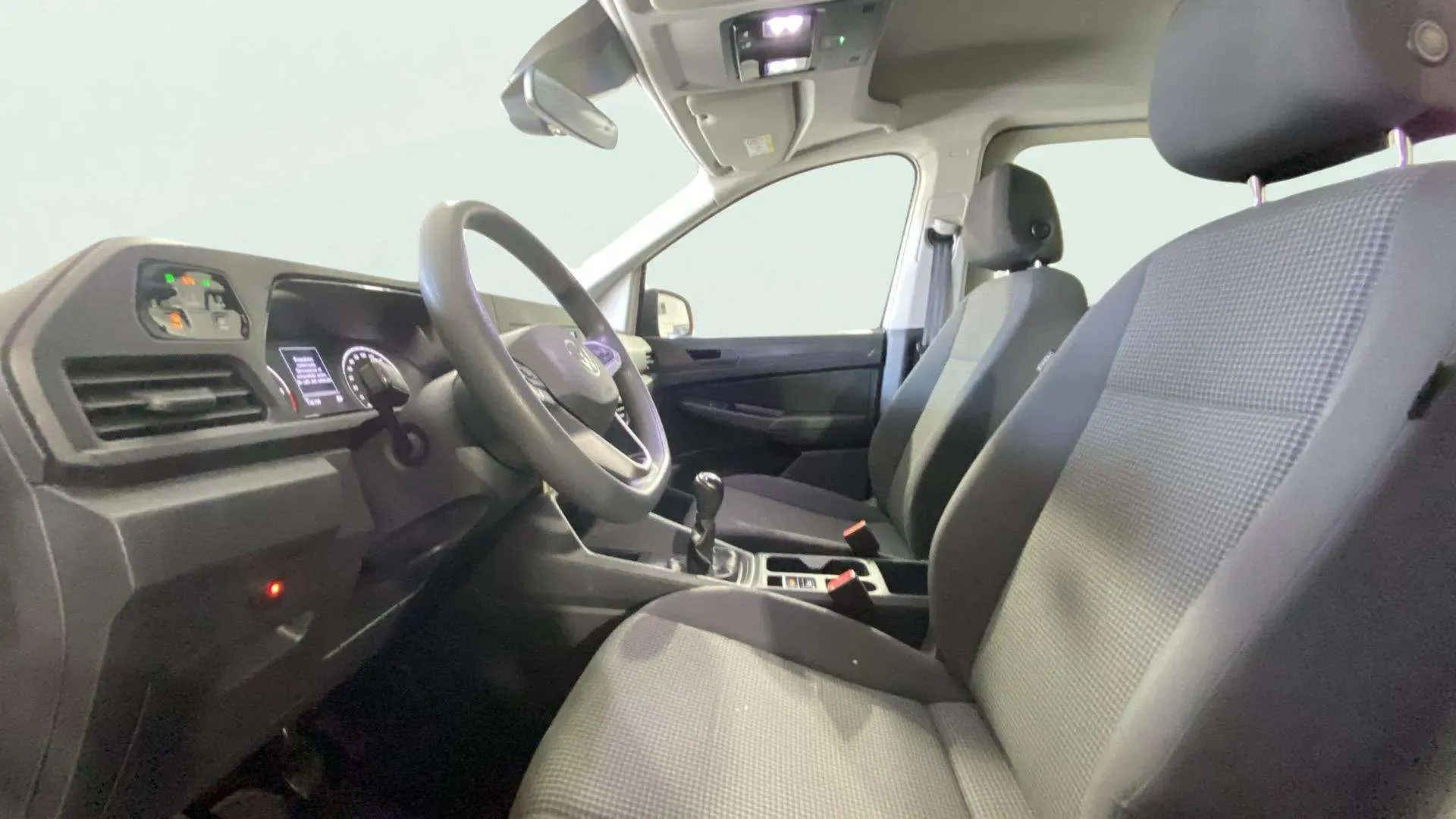 Volkswagen Caddy California 2.0 TDI - foto 13