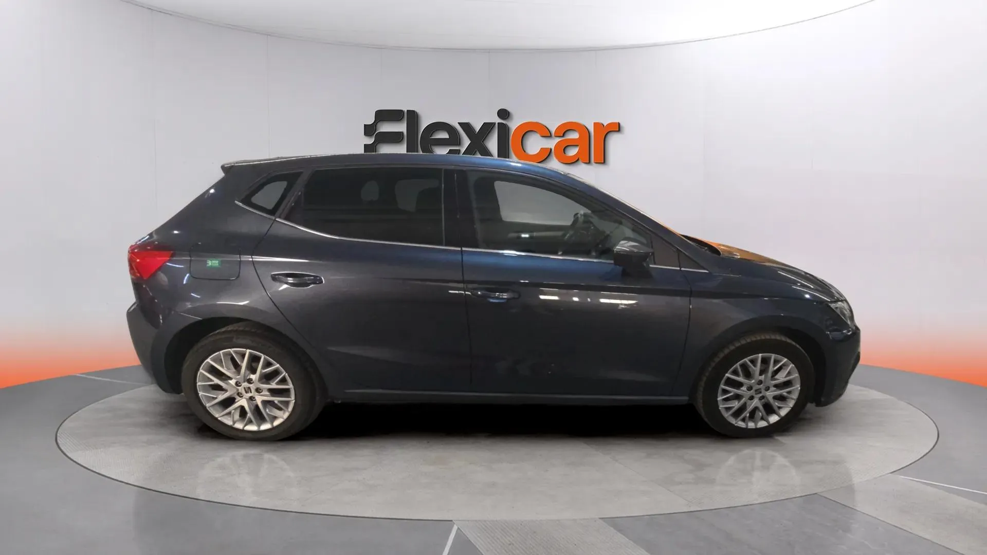 SEAT Ibiza 1.0 TSI Xcellence - foto 2