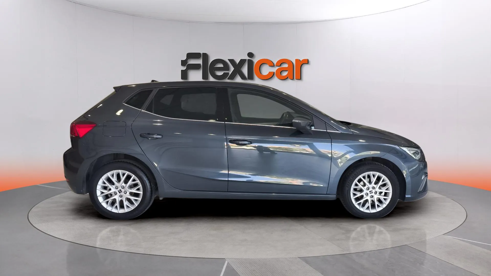 SEAT Ibiza 1.0 TSI Xcellence - foto 3