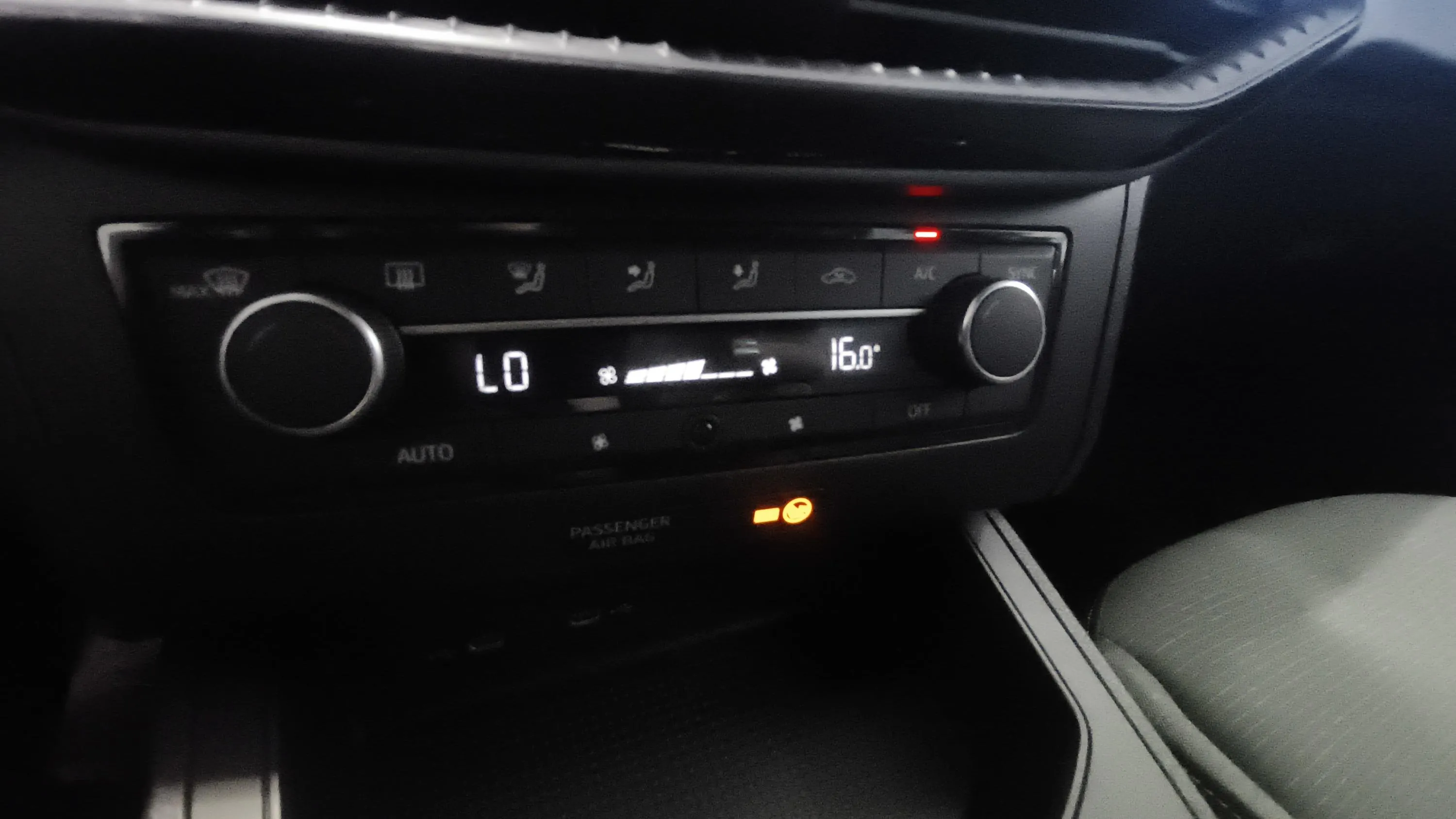 SEAT Ibiza 1.0 TSI Xcellence - foto 18