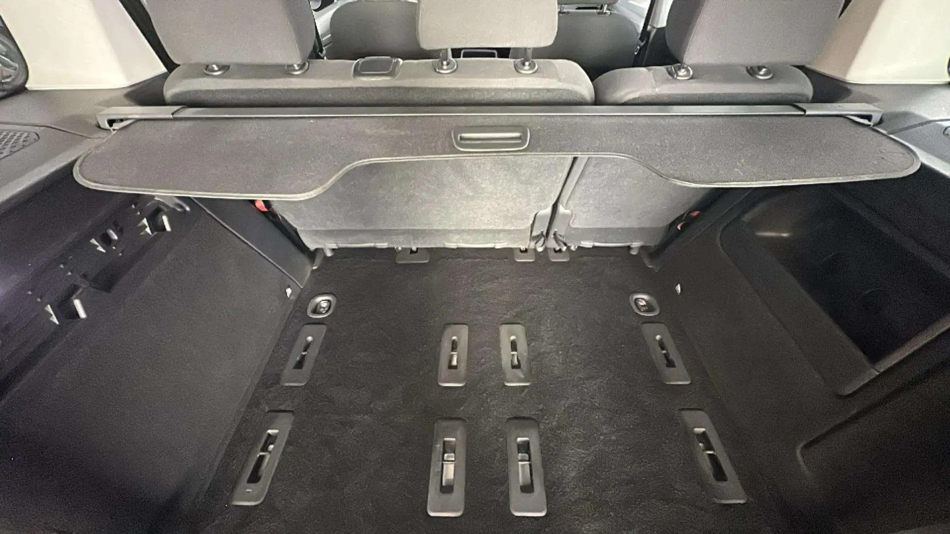 Volkswagen Caddy Origin 2.0 TDI - foto 25