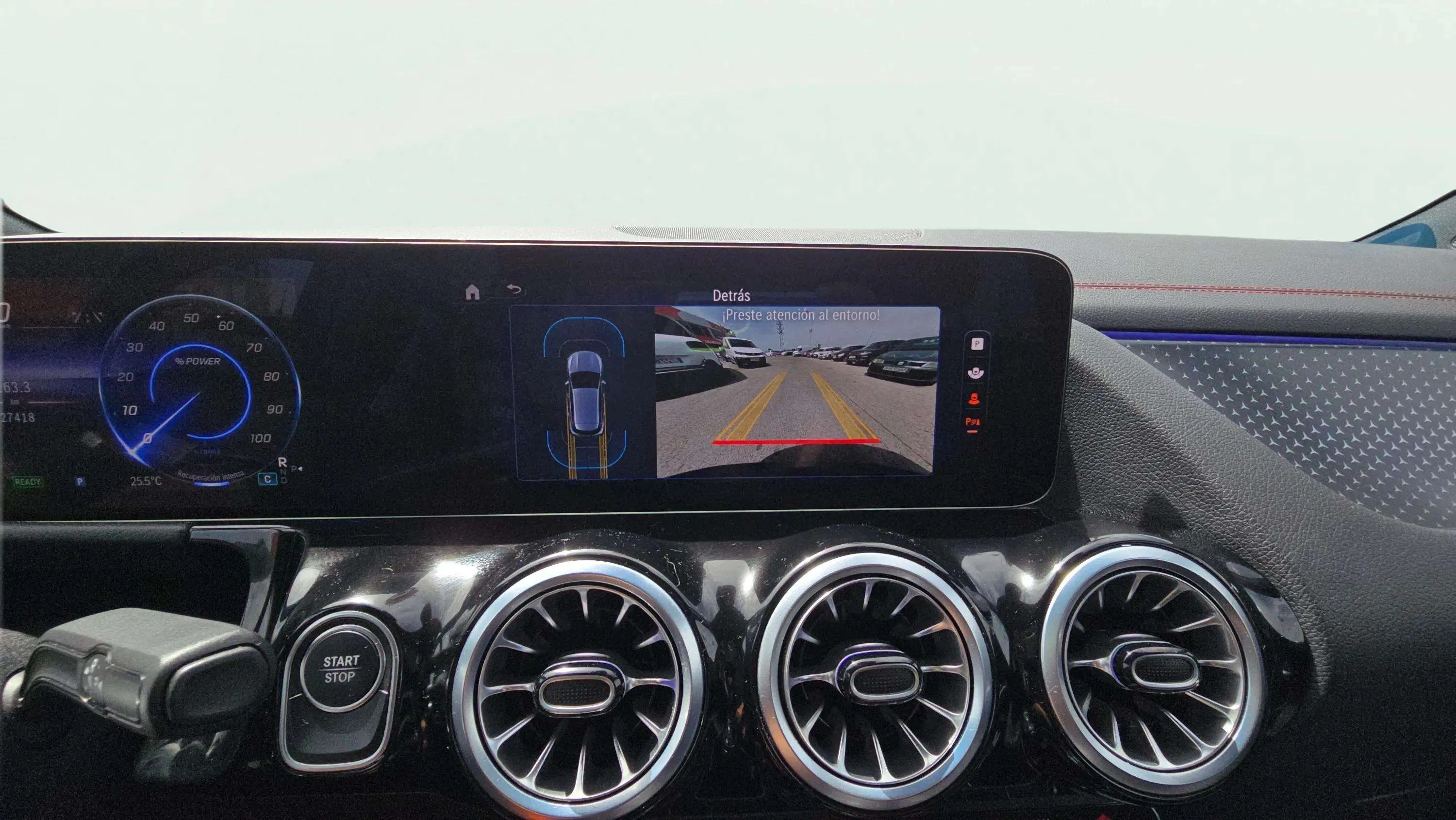 Mercedes-Benz EQA 250+ - foto 22