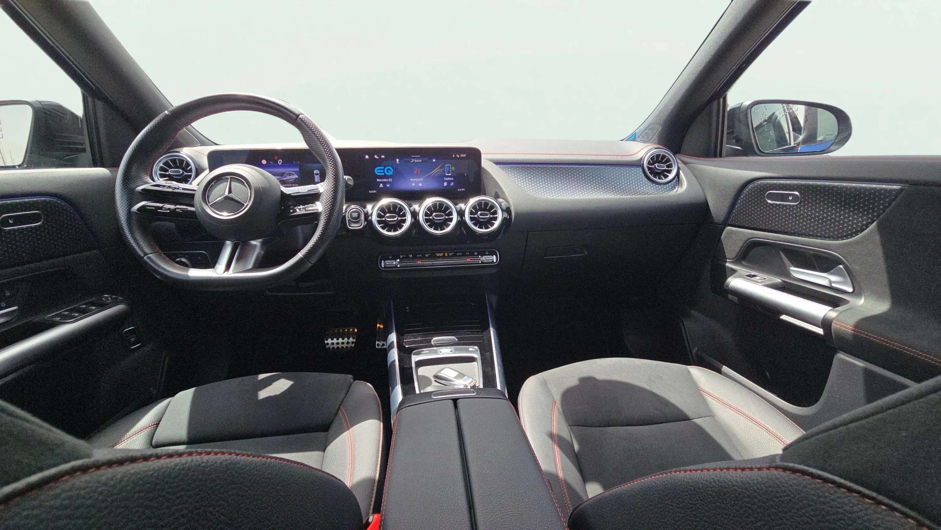 Mercedes-Benz EQA 250+ - foto 11