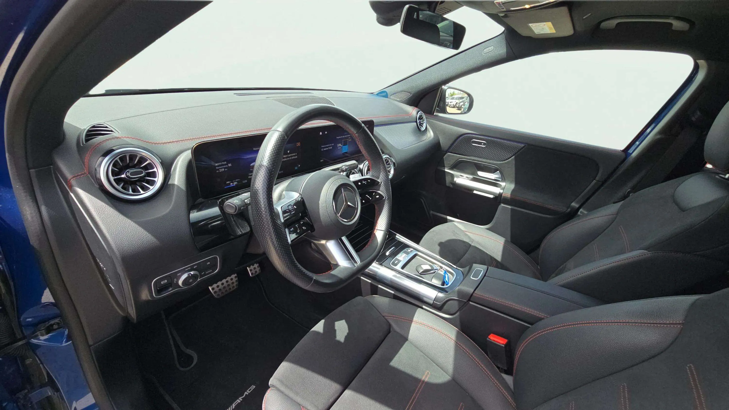 Mercedes-Benz EQA 250+ - foto 10