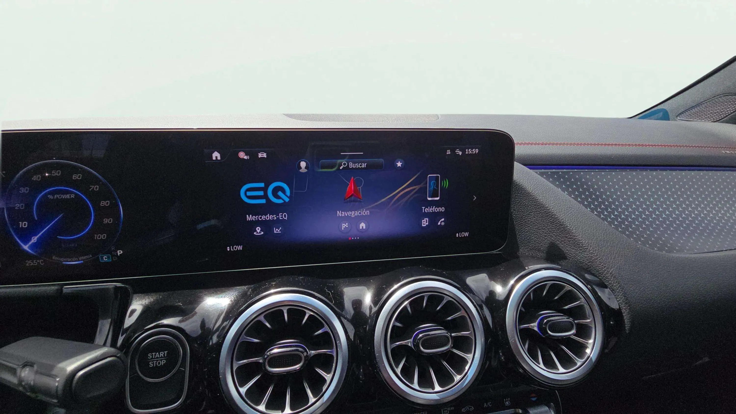 Mercedes-Benz EQA 250+ - foto 19