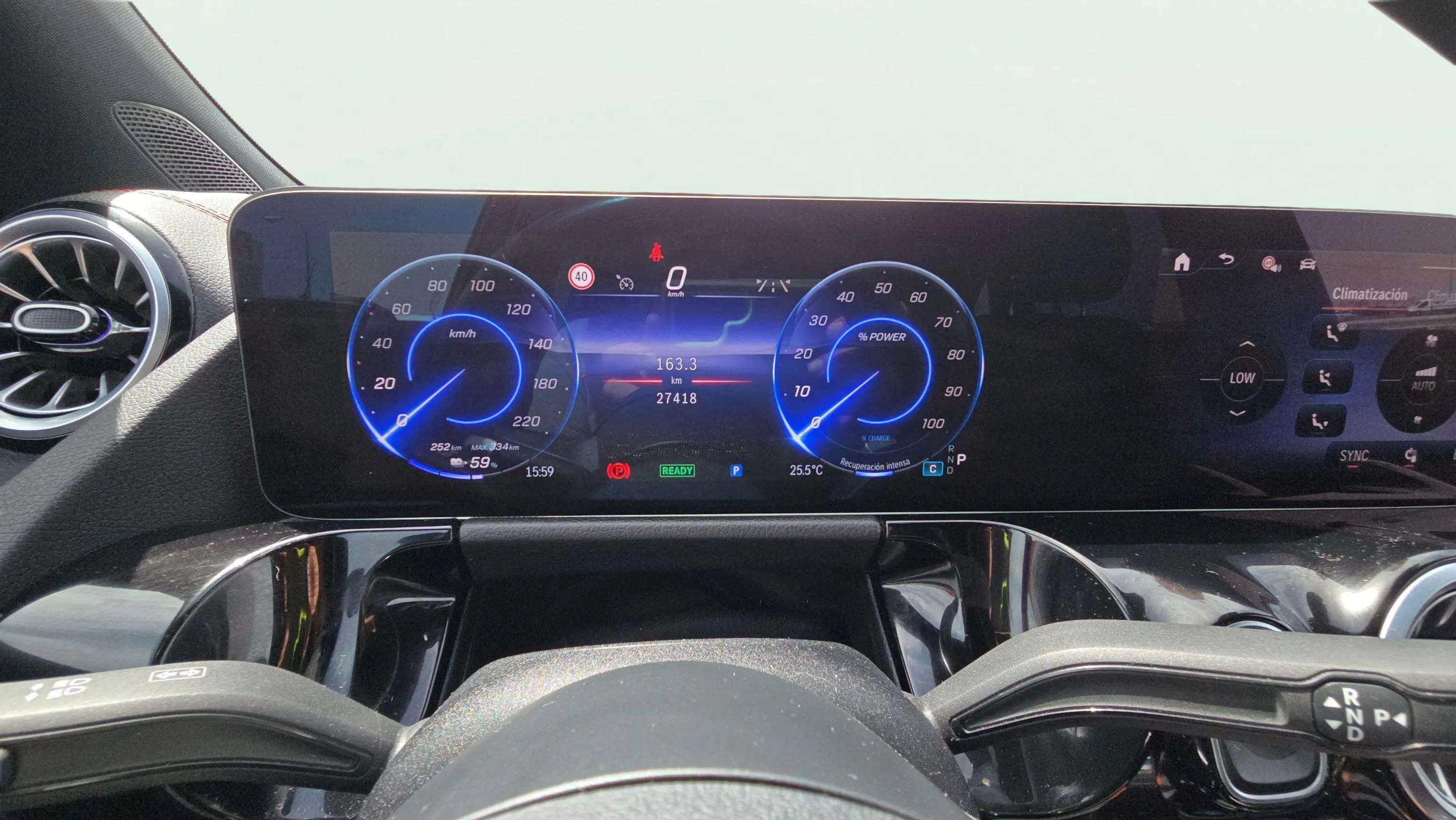 Mercedes-Benz EQA 250+ - foto 13