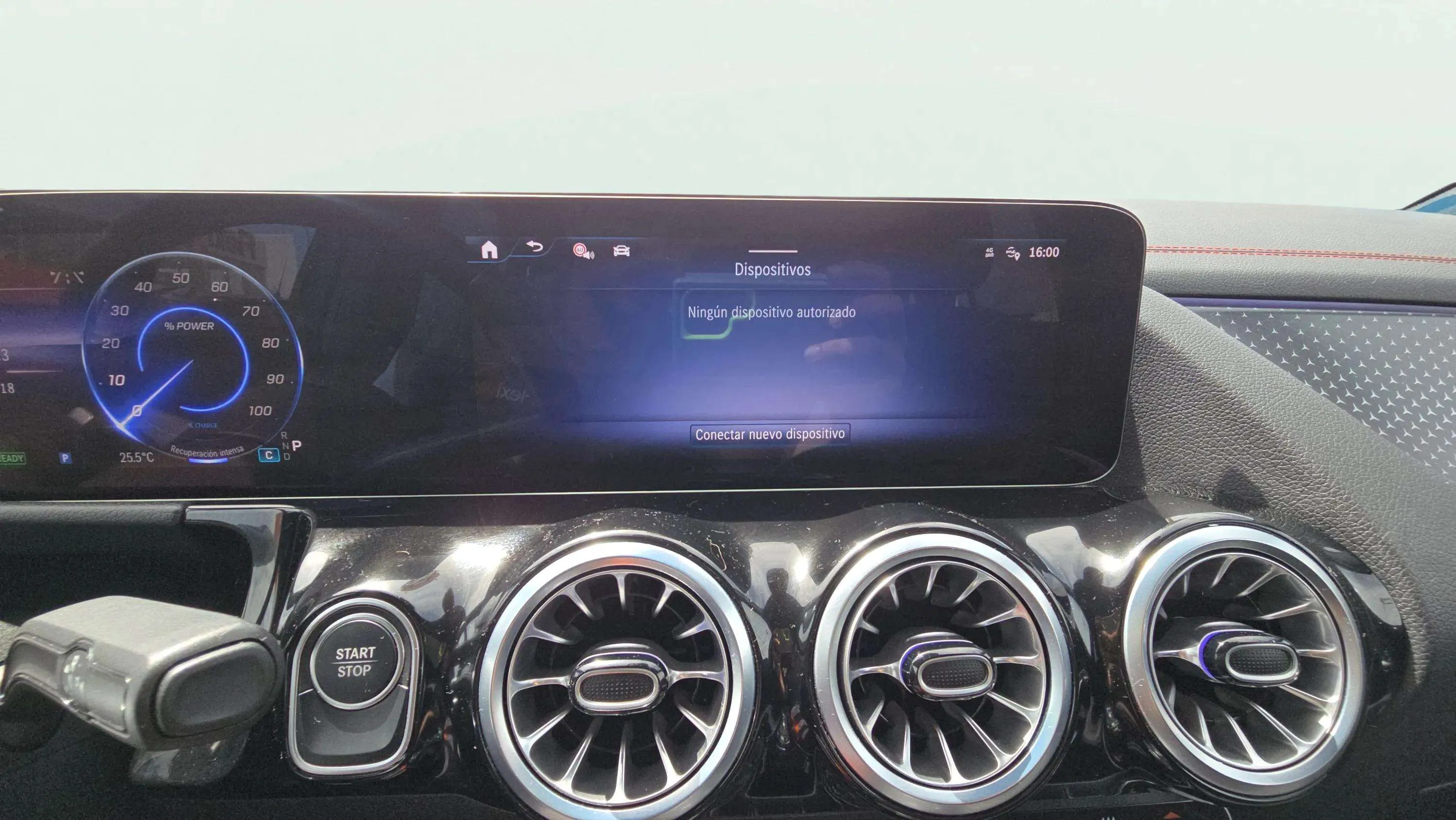 Mercedes-Benz EQA 250+ - foto 20