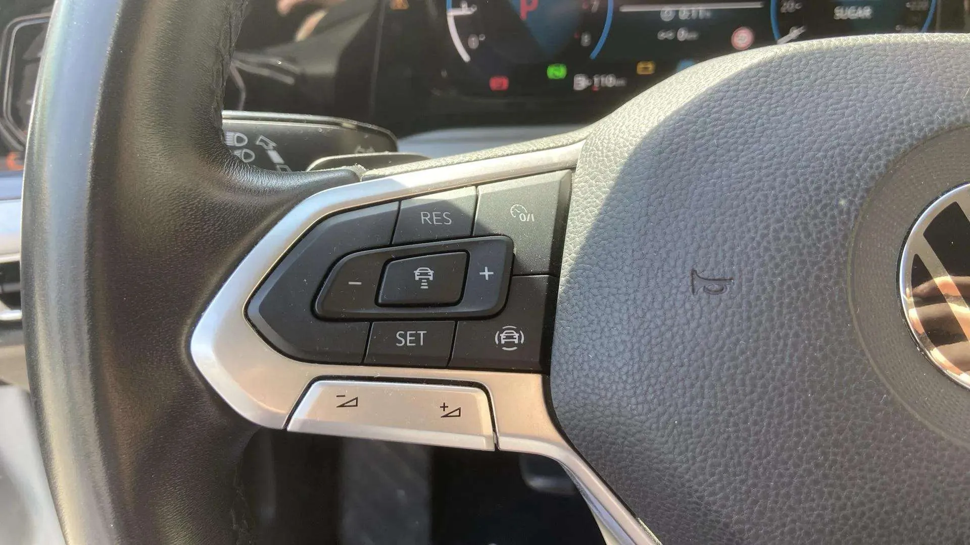 Volkswagen Golf Life 1.0 eTSI DSG - foto 14
