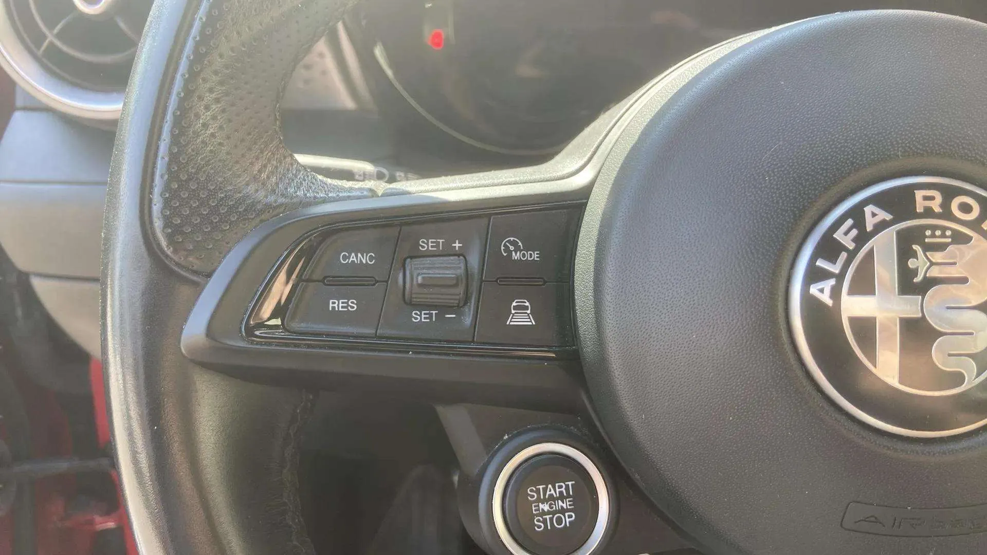 Alfa Romeo Tonale 1.5 MHEV Gasolina Sprint FWD - foto 13