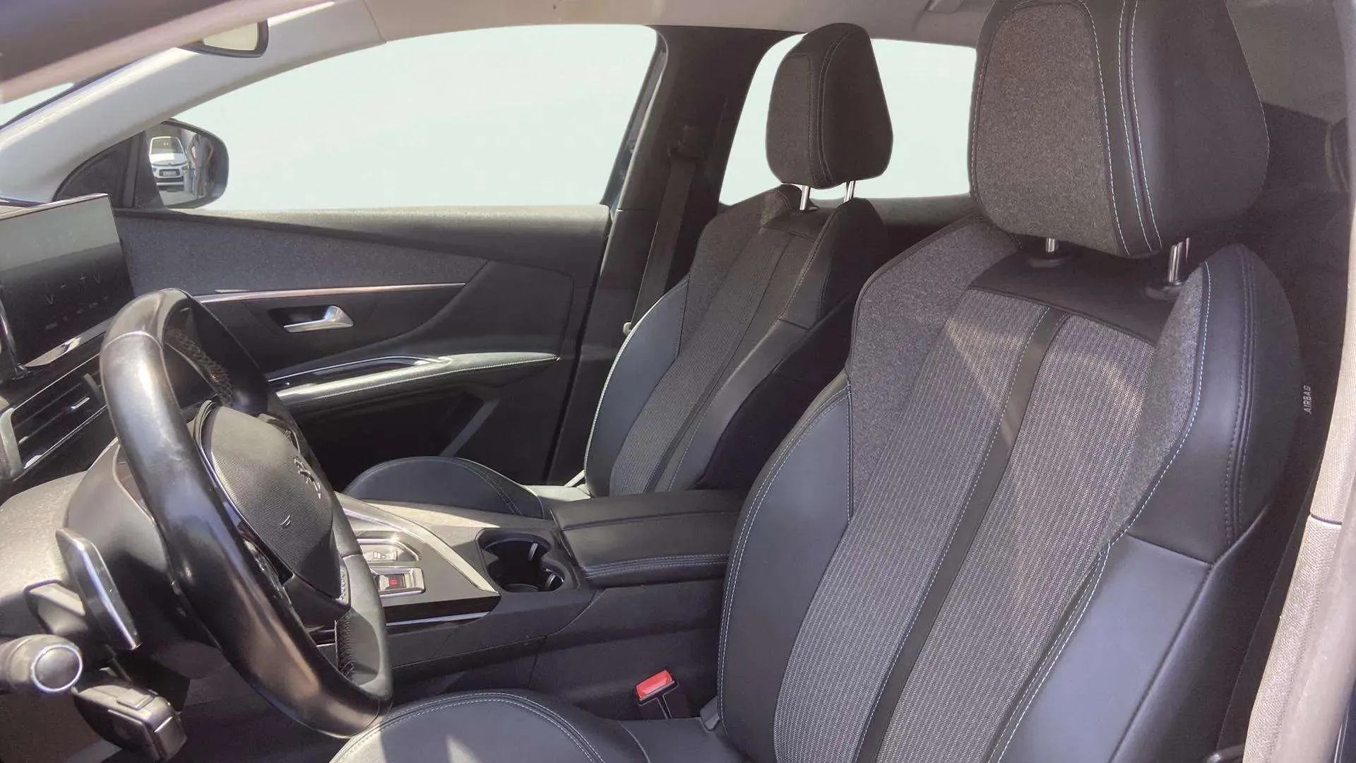 Peugeot 3008 1.2 PureTech Active Pack EAT8 - foto 19