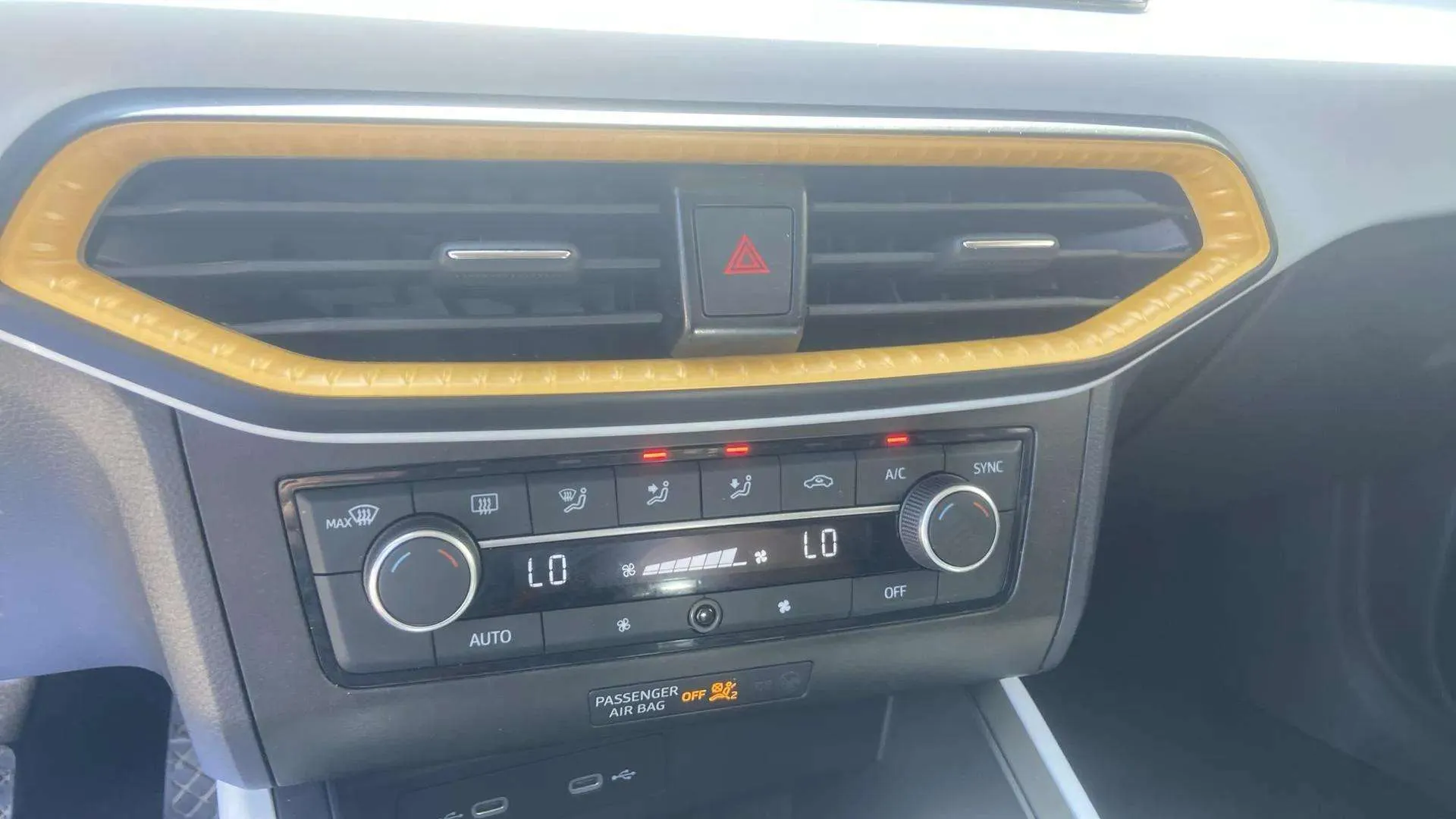 SEAT Arona 1.0 TSI DSG Style XL - foto 18