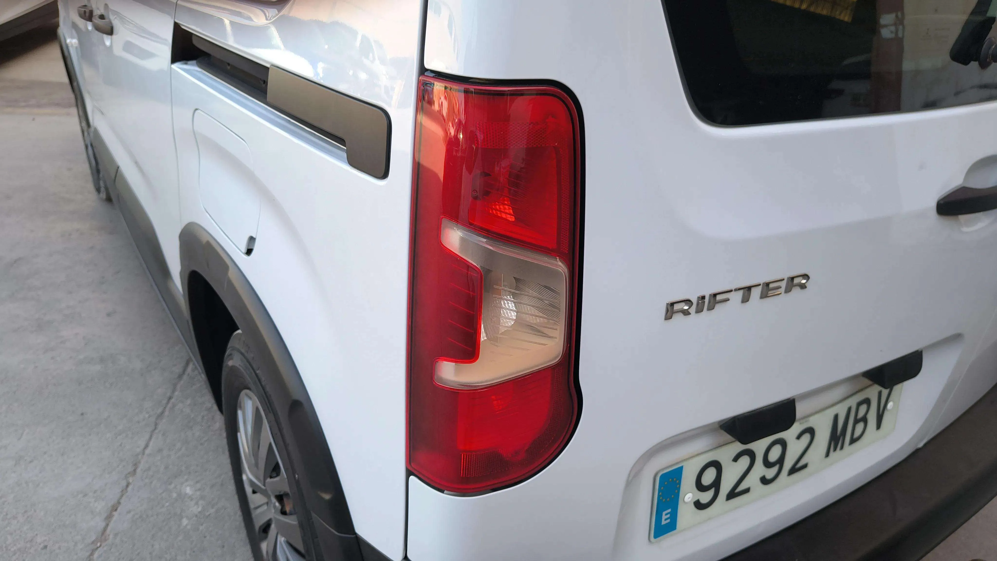 Peugeot Rifter Active Pack Busin. Standard BlueHDi - foto 11