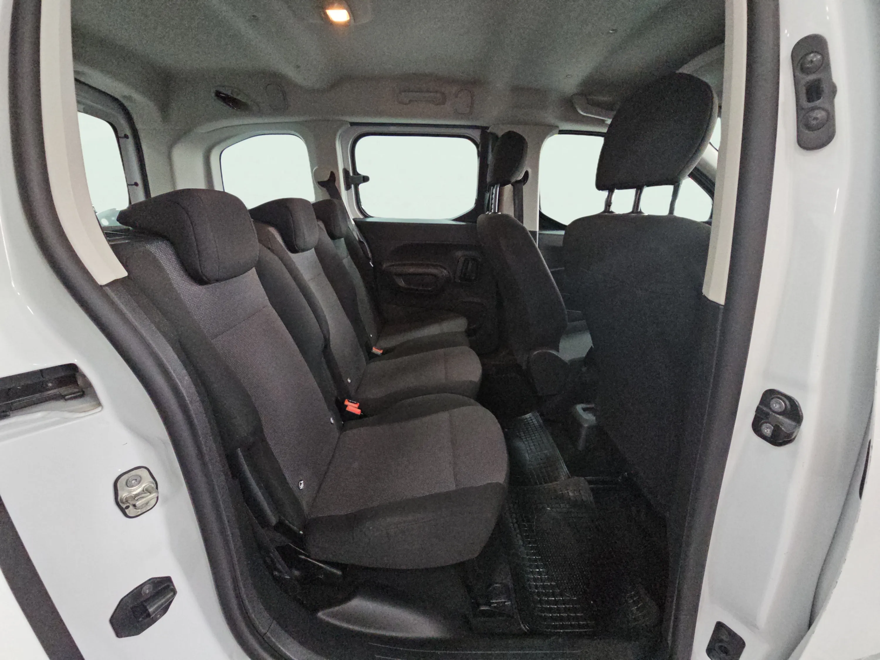 Peugeot Rifter Active Pack Busin. Standard BlueHDi - foto 14