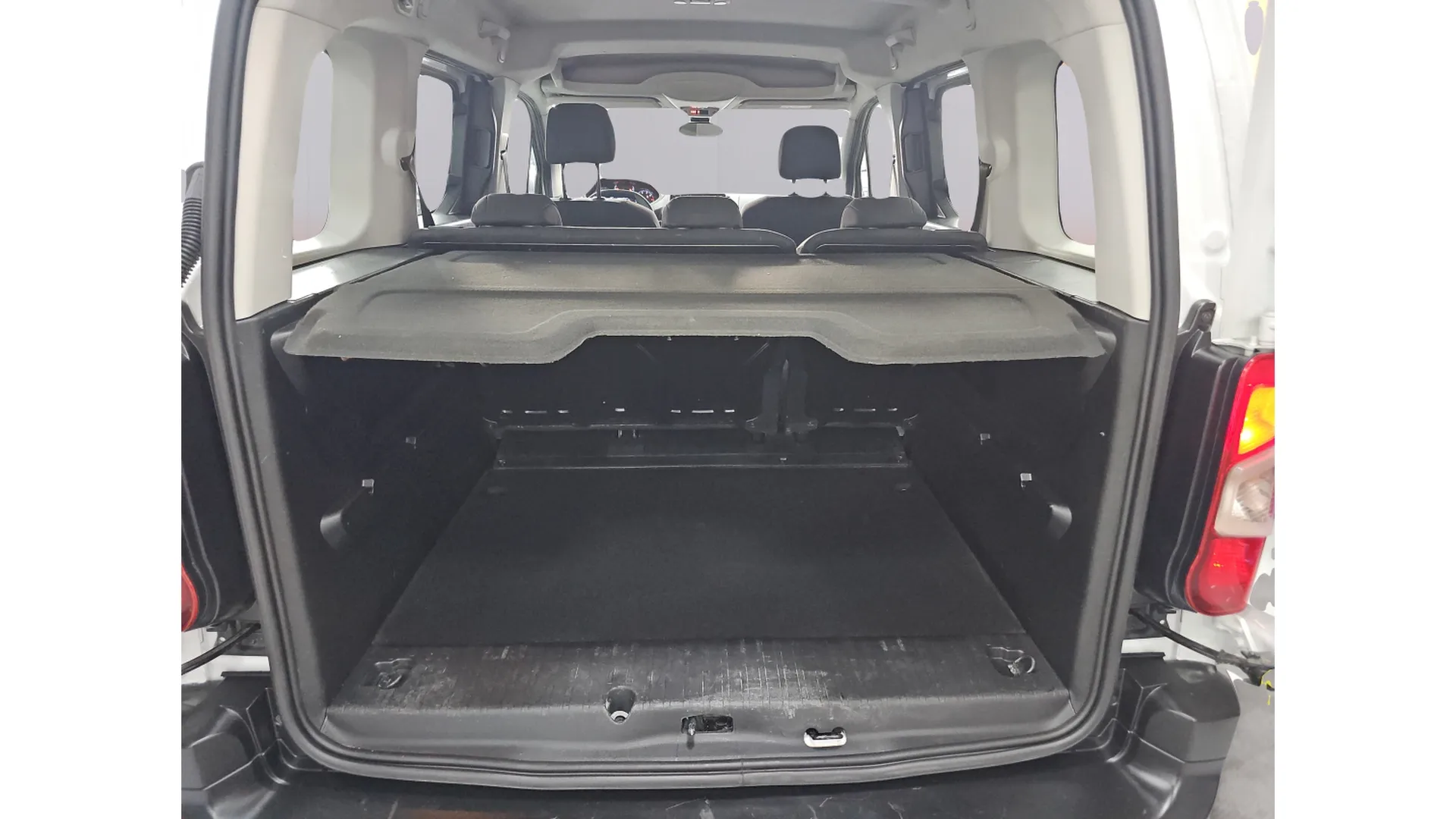 Peugeot Rifter Active Pack Busin. Standard BlueHDi - foto 16