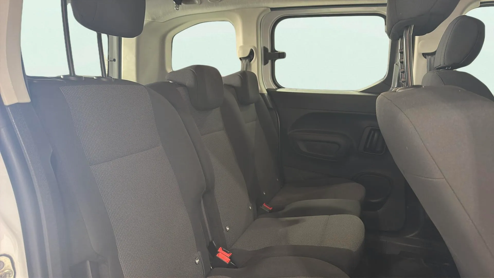 Peugeot Rifter Allure Standard BlueHDi - foto 11