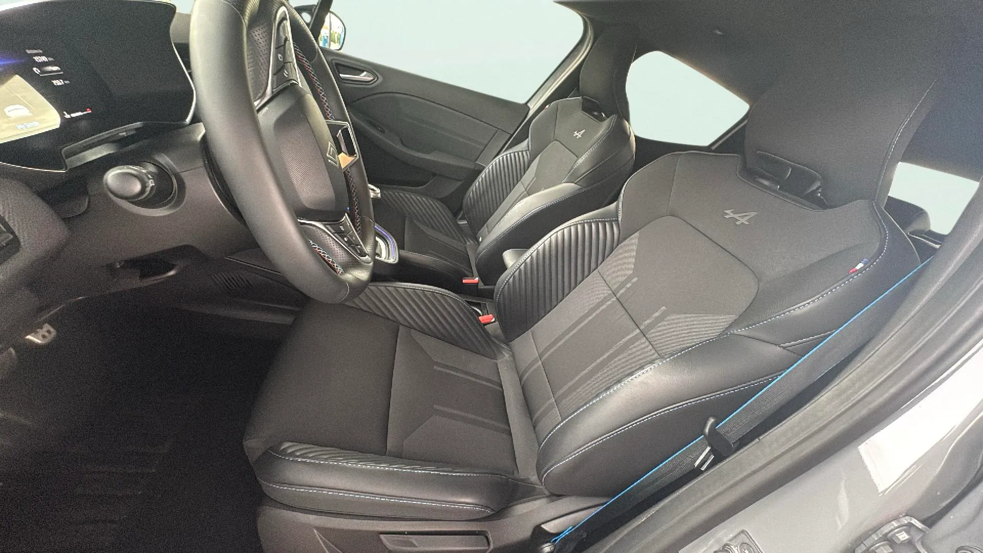 Renault Clio esprit Alpine TCe 90 - foto 24
