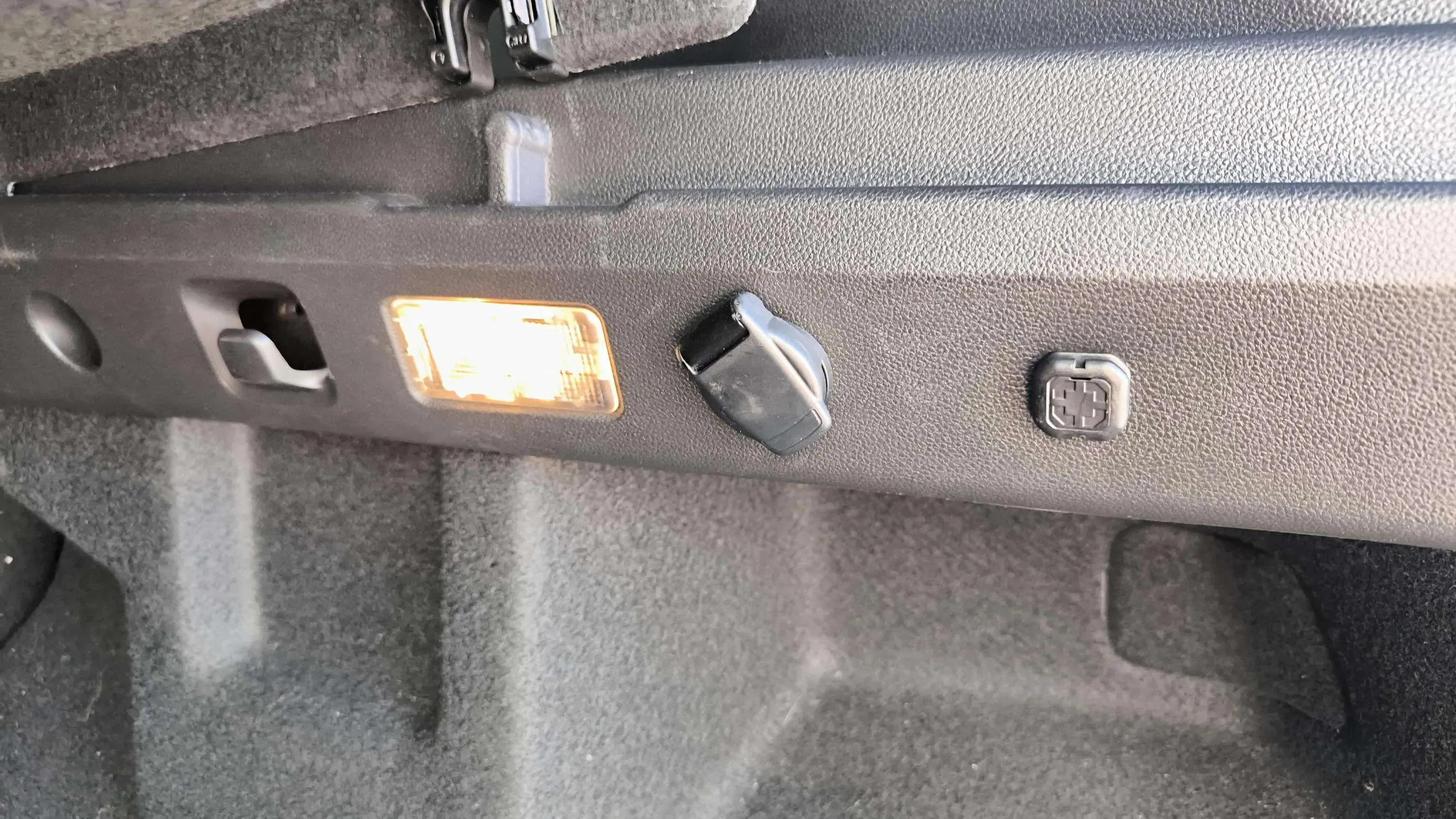 Dacia Duster Extreme Hybrid 4x2 - foto 5