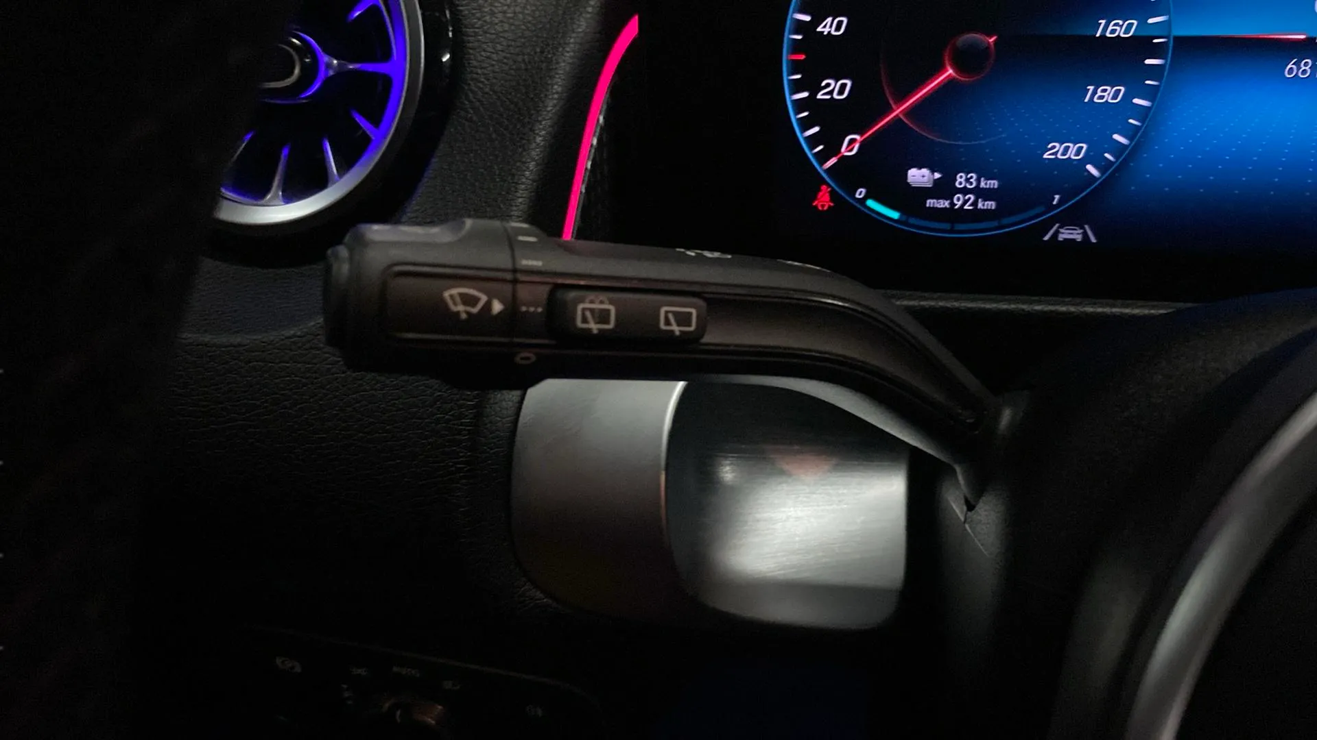 Mercedes-Benz EQB 250 - foto 18