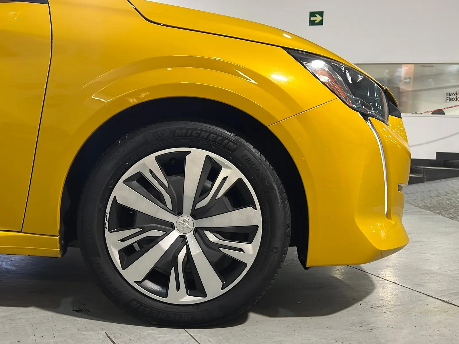 Peugeot 208 PureTech Allure - foto 17