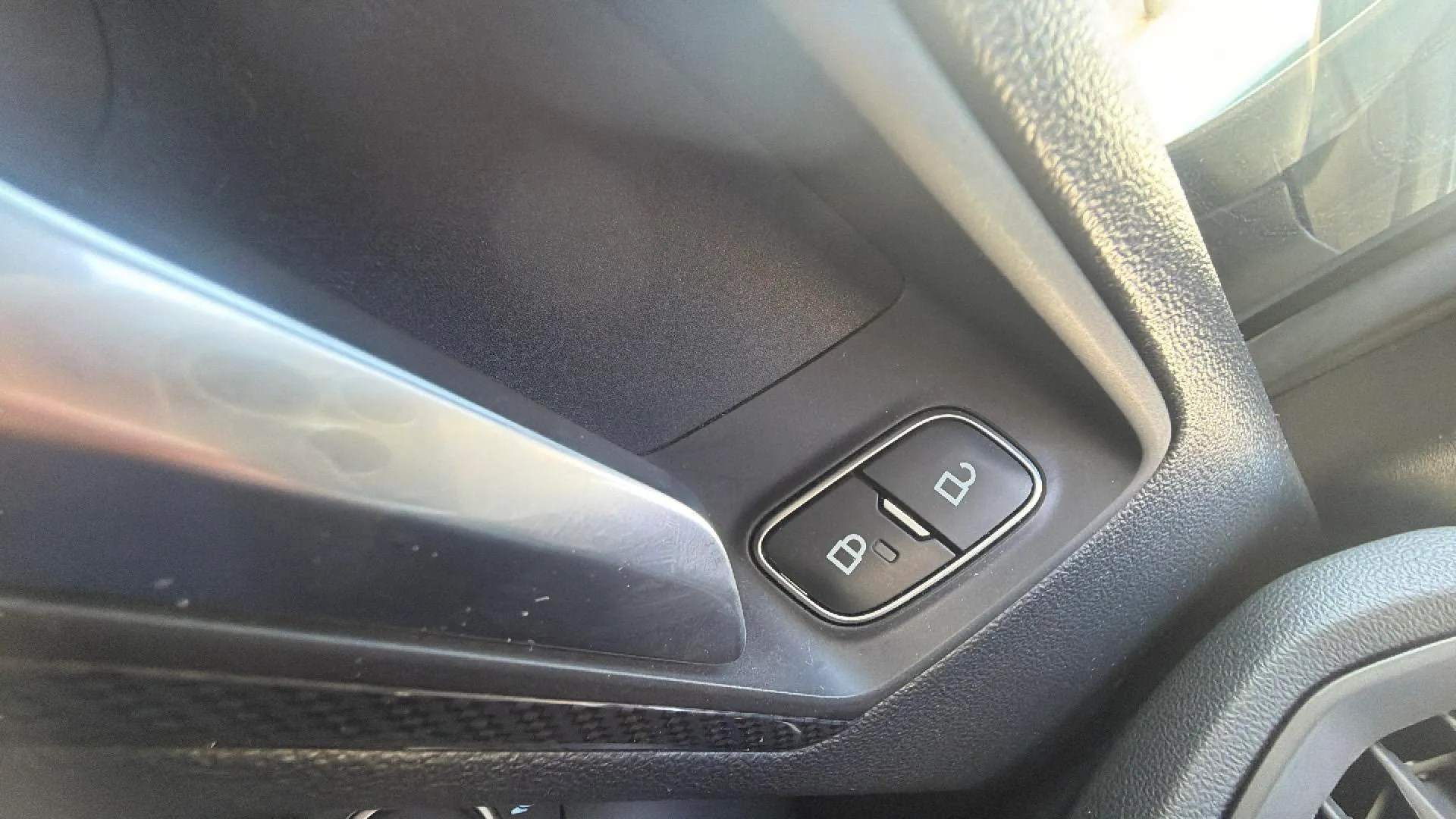 Ford Focus 1.0 EcoBoost ST-Line - foto 28