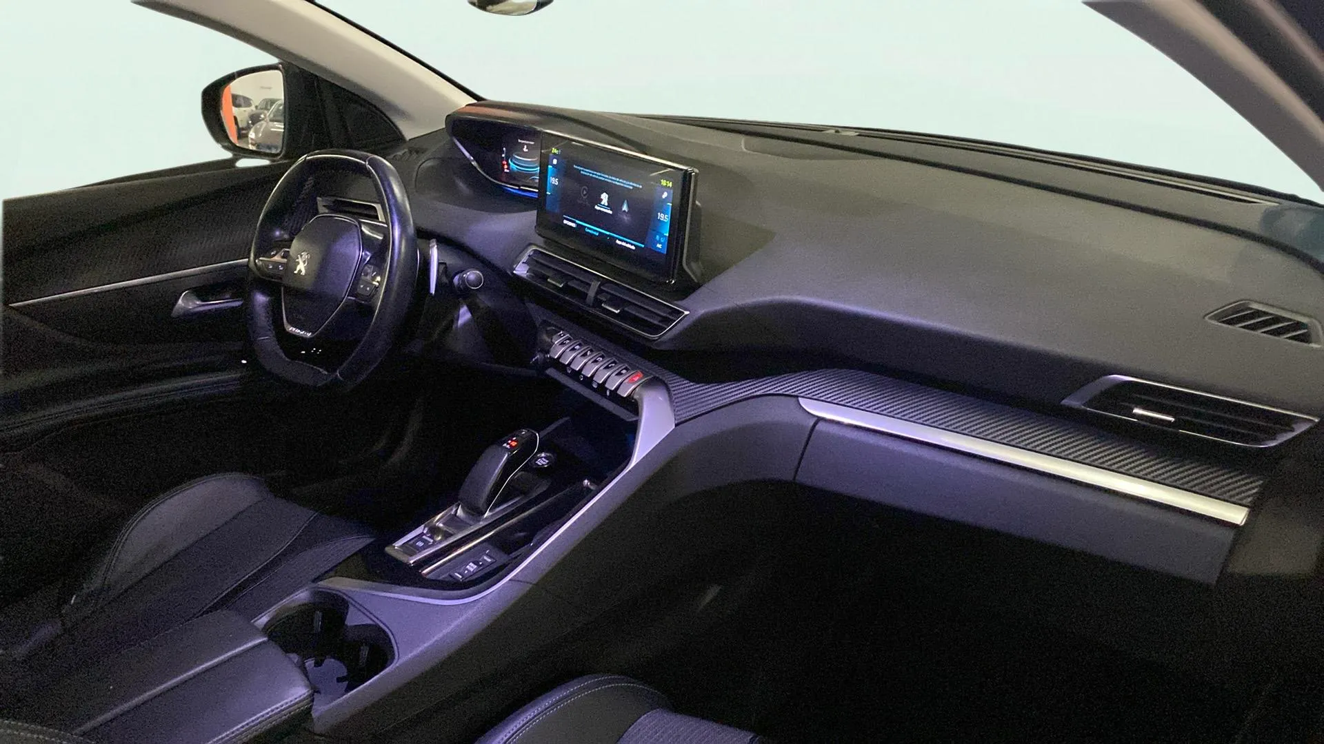 Peugeot 3008 225 e-EAT8 Allure - foto 11