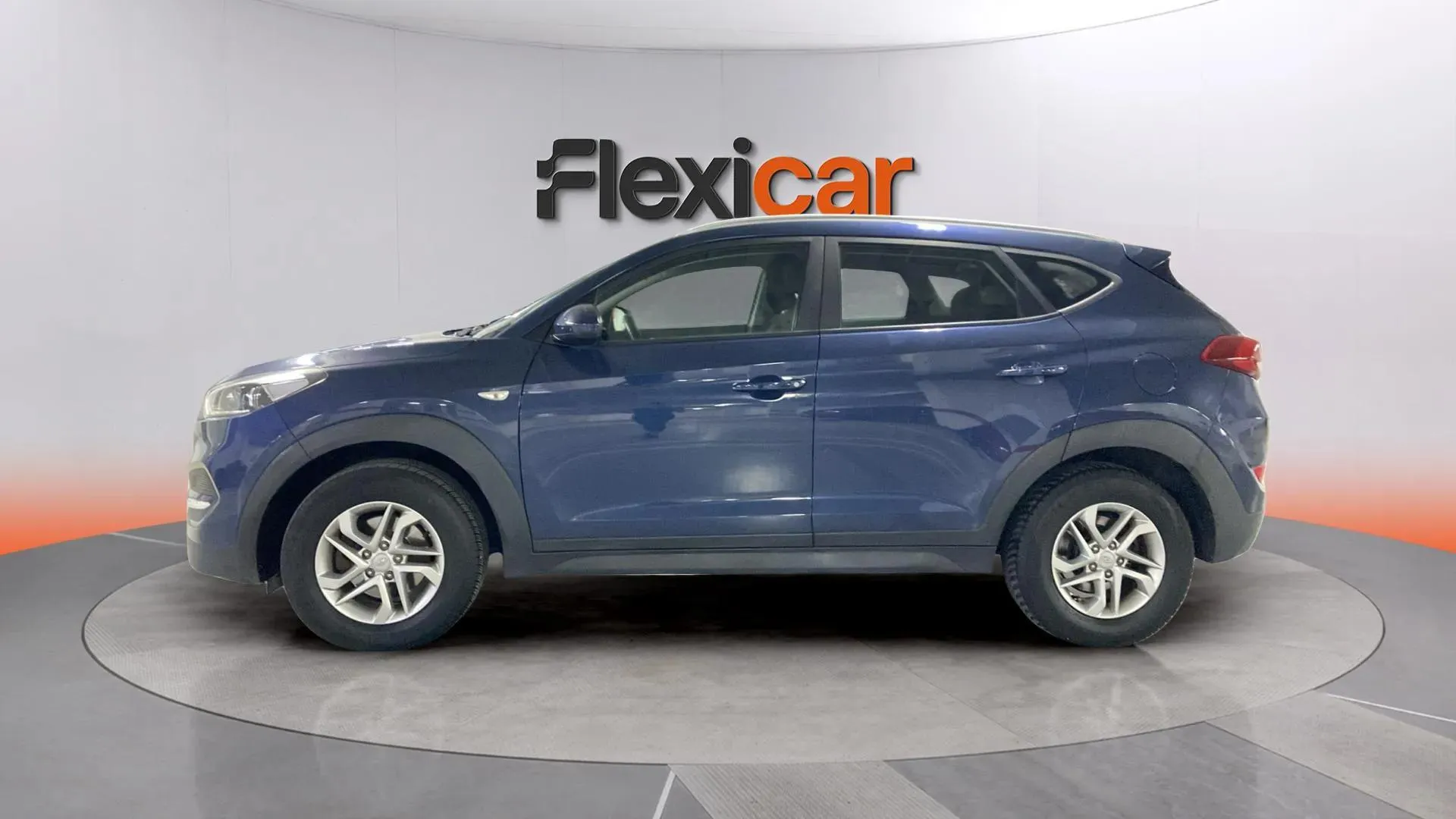 Hyundai Tucson 1.6 GDi BlueDrive Essence 4x2 - foto 4