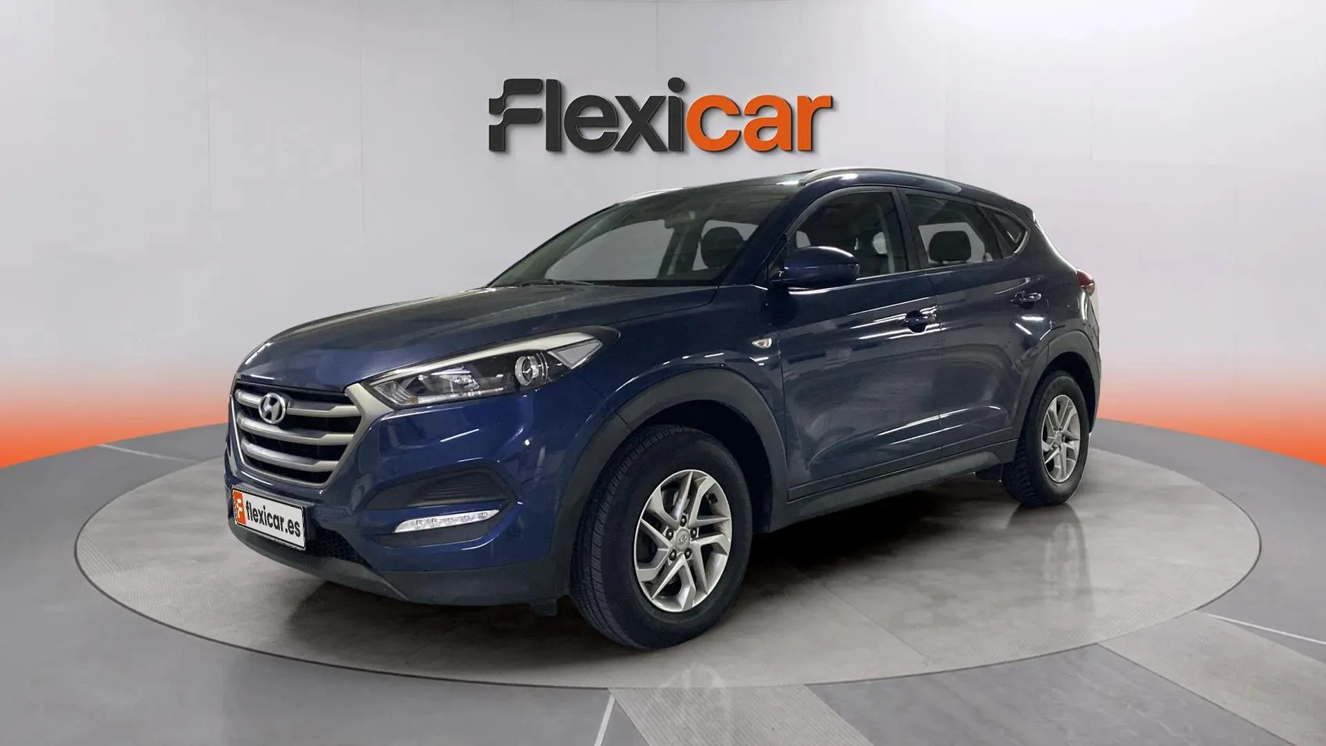 Hyundai Tucson 1.6 GDi BlueDrive Essence 4x2 - foto 3
