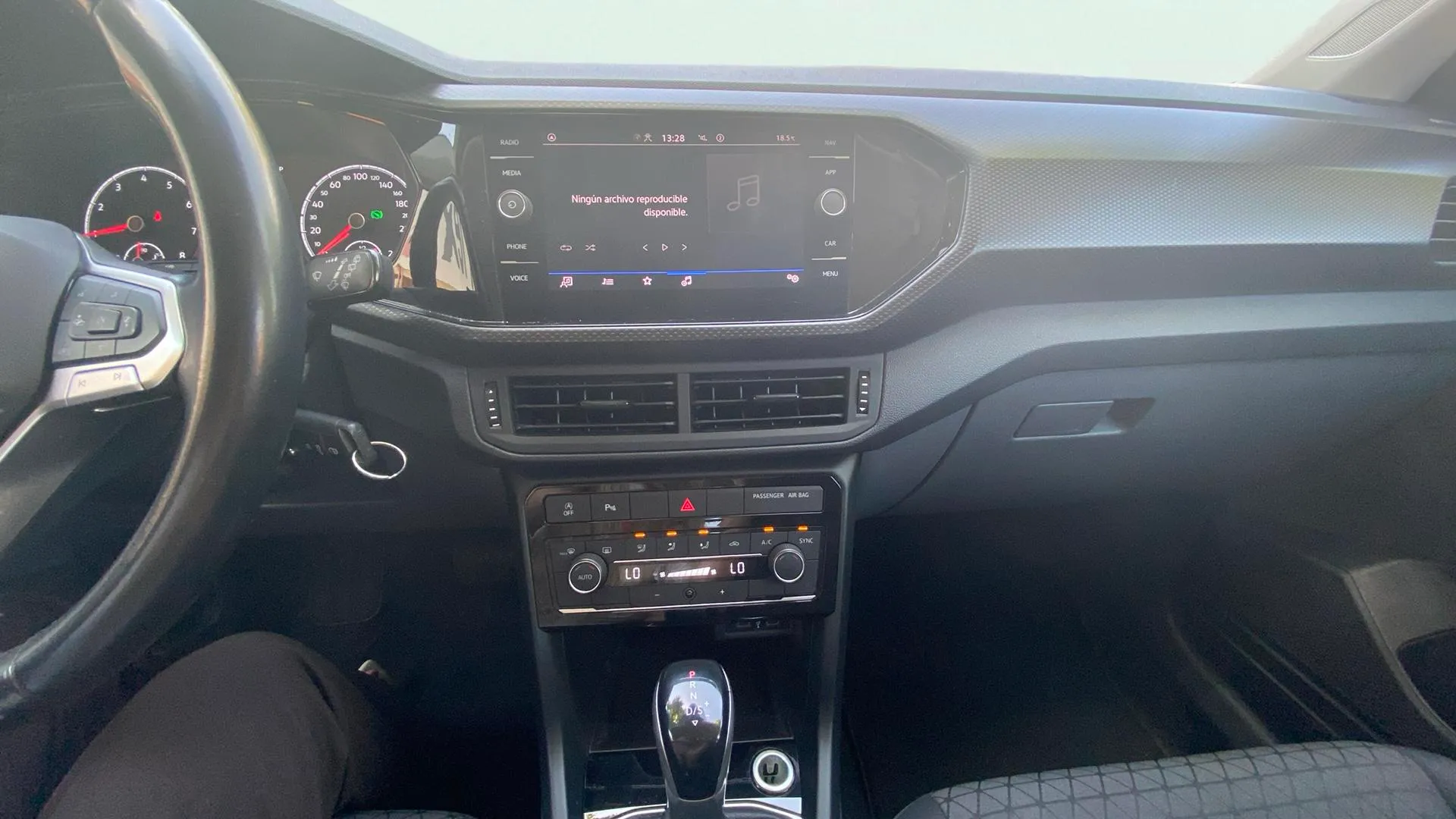 Volkswagen T-Cross Advance 1.0 TSI DSG - foto 12