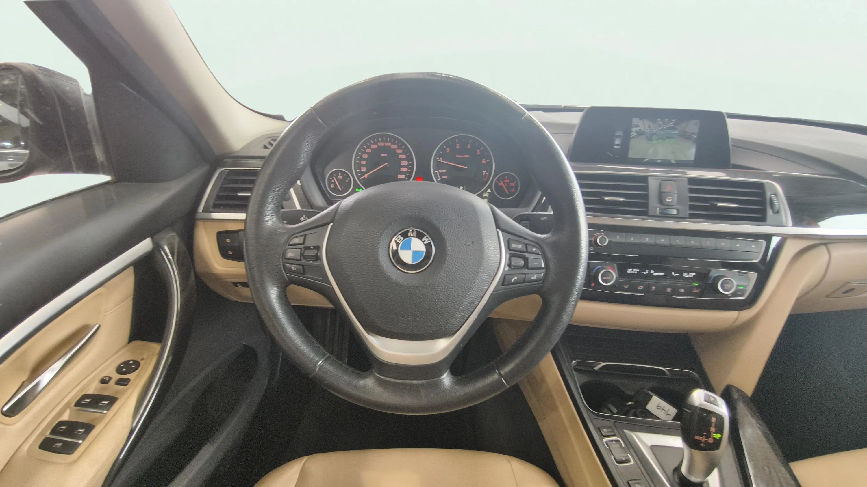 BMW Serie 3 330e - foto 8
