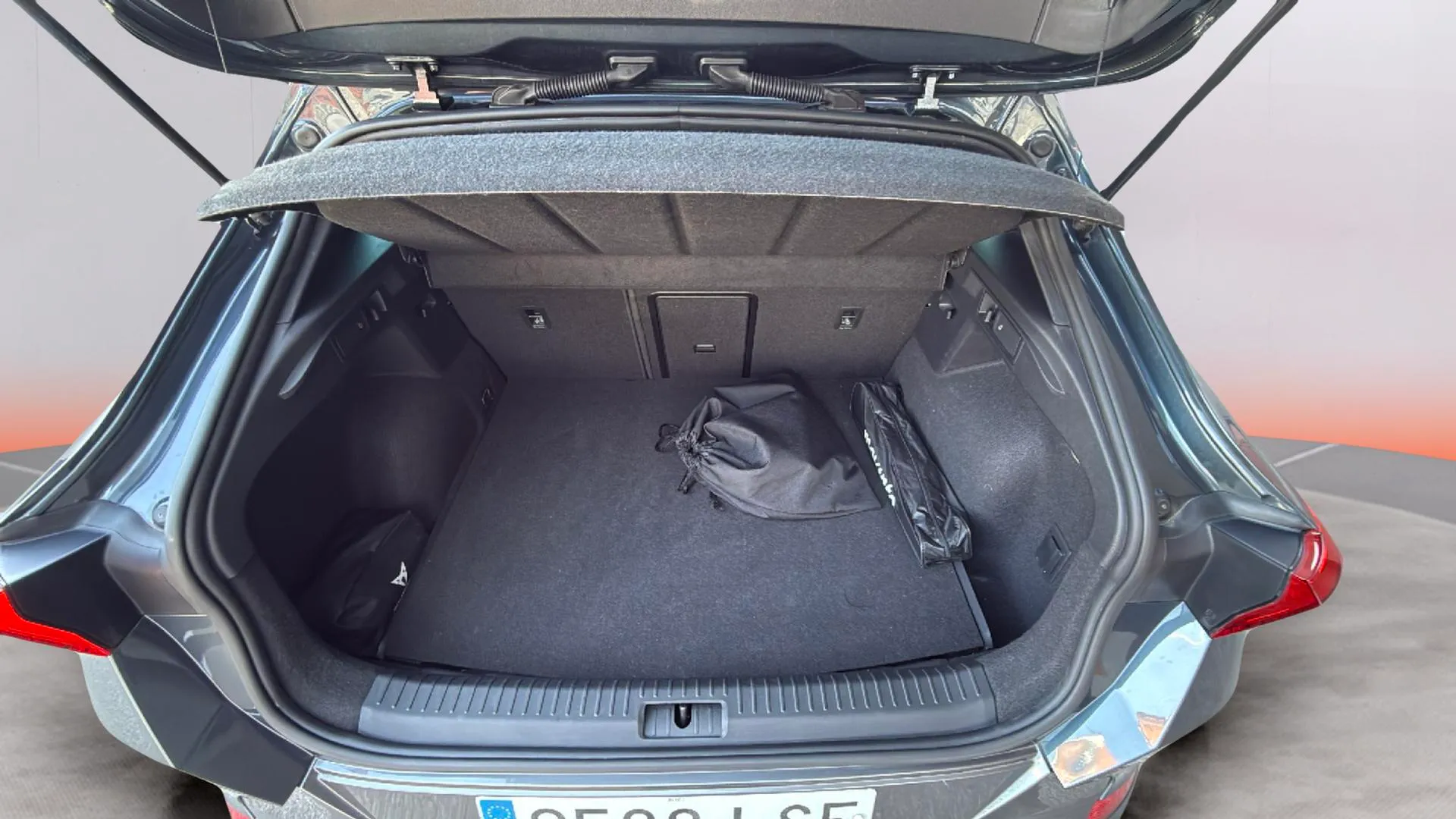 Cupra Formentor 1.4 e-Hybrid DSG - foto 12