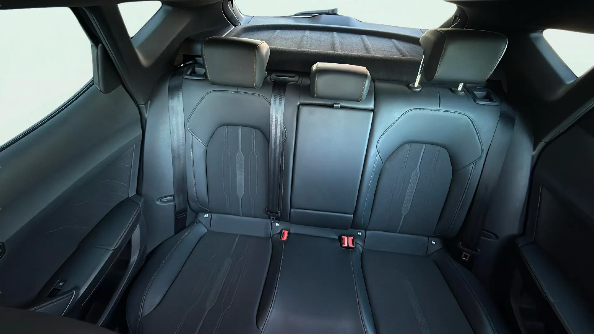 Cupra Formentor 1.4 e-Hybrid DSG - foto 11