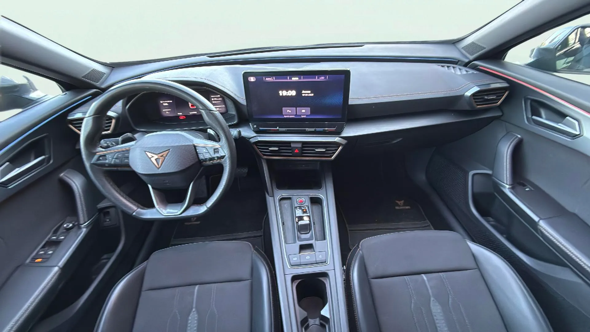 Cupra Formentor 1.4 e-Hybrid DSG - foto 13