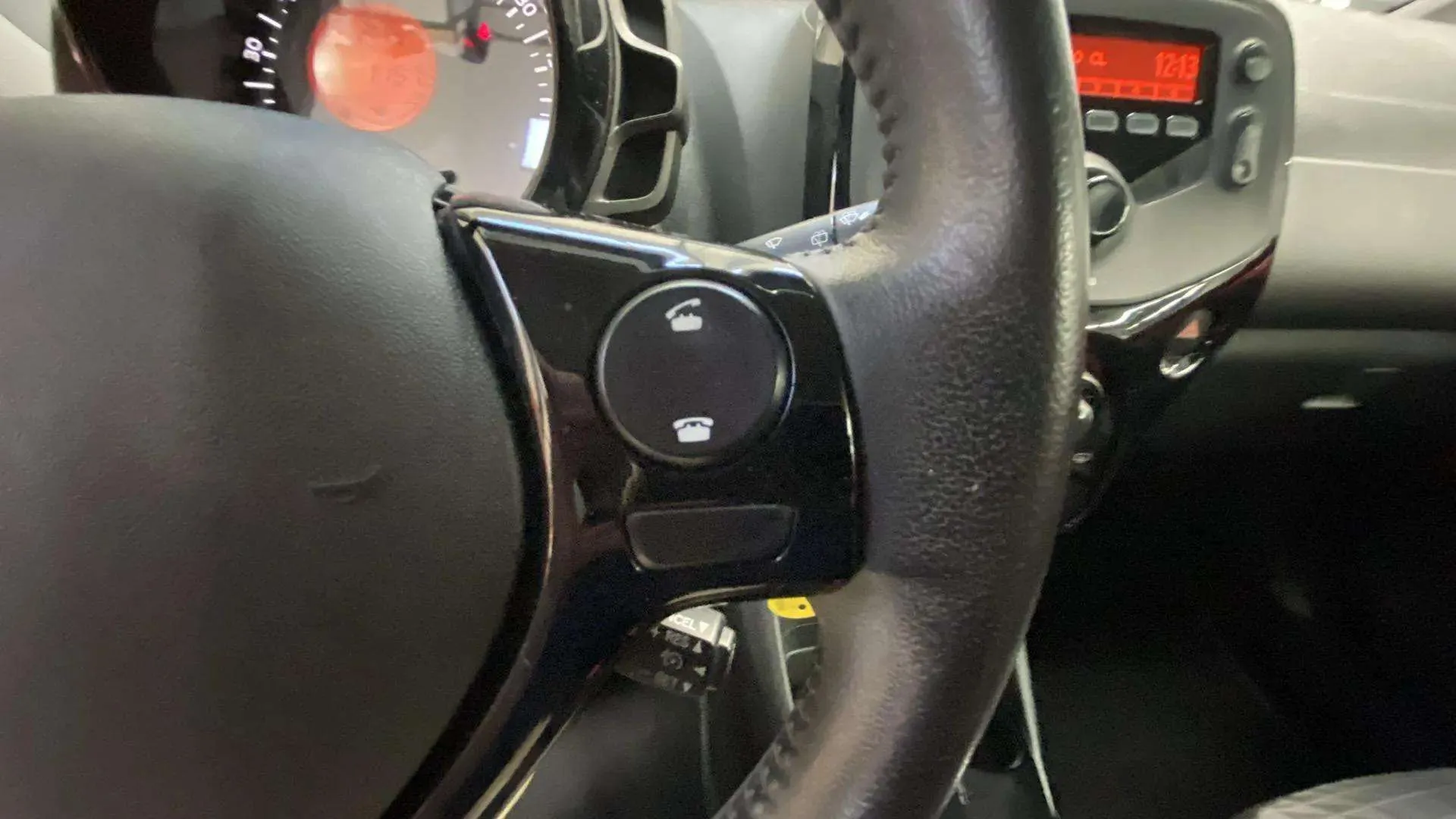 Peugeot 108 Active VTi - foto 19
