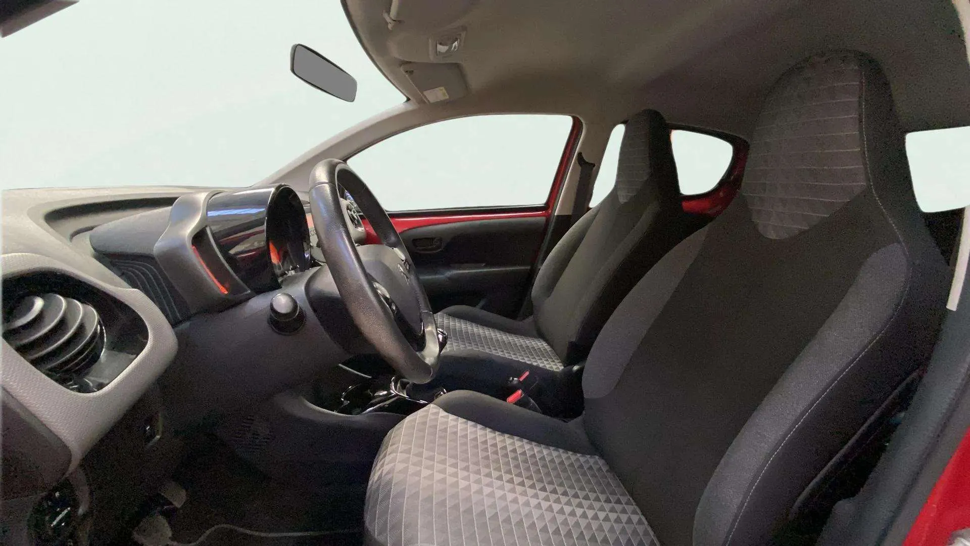 Peugeot 108 Active VTi - foto 15