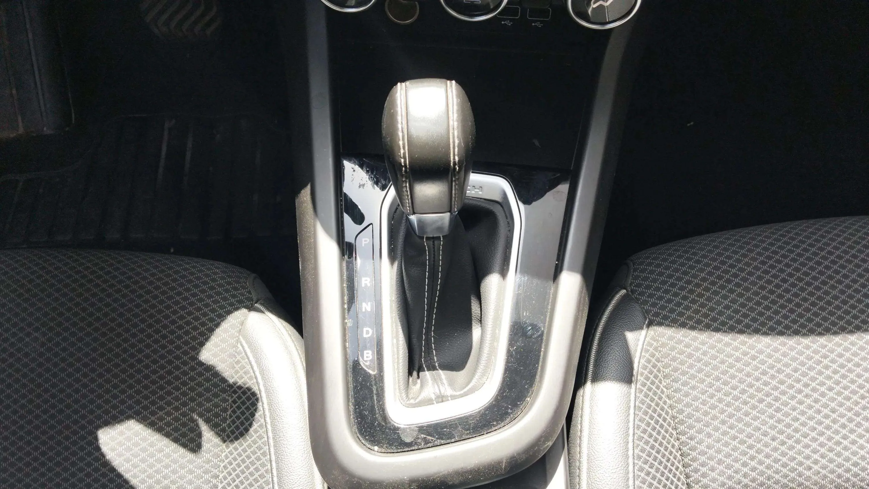 Renault Arkana Intens E-Tech Híbrido - foto 10