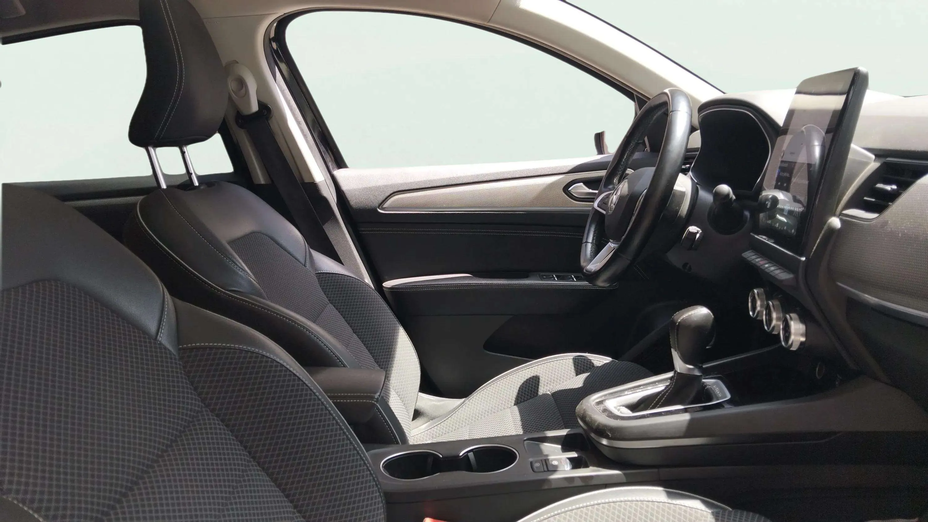 Renault Arkana Intens E-Tech Híbrido - foto 16