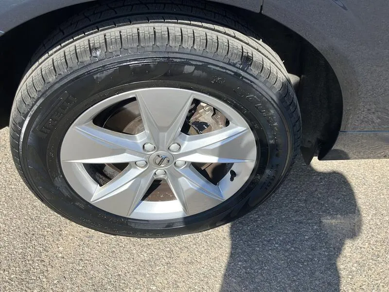 Volvo XC60 2.0 B4 D Momentum Pro - foto 14
