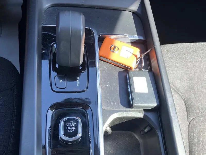 Volvo XC60 2.0 B4 D Momentum Pro - foto 38