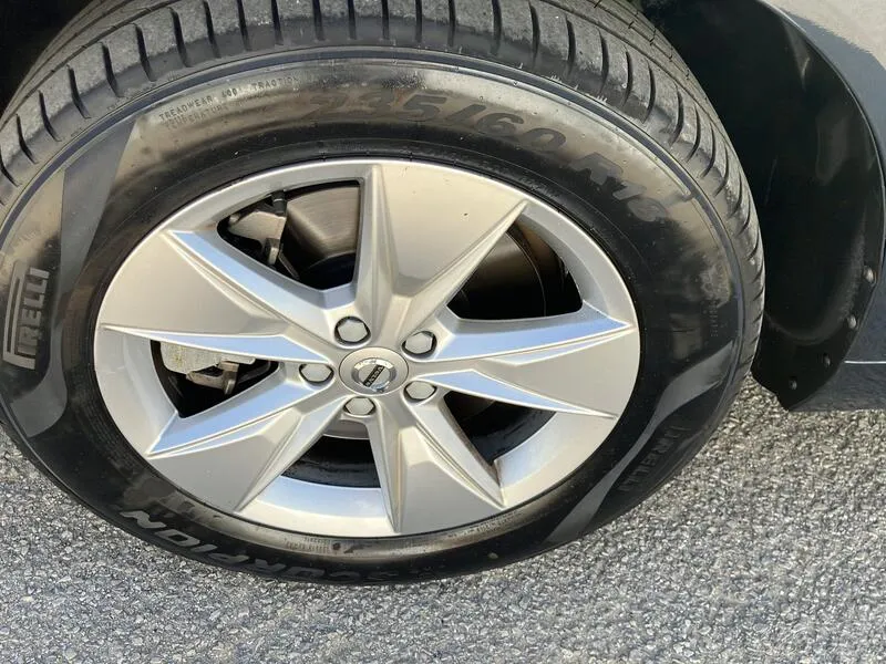 Volvo XC60 2.0 B4 D Momentum Pro - foto 11