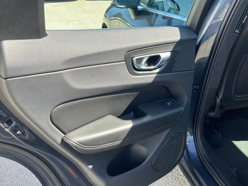 Volvo XC60 2.0 B4 D Momentum Pro - foto 20