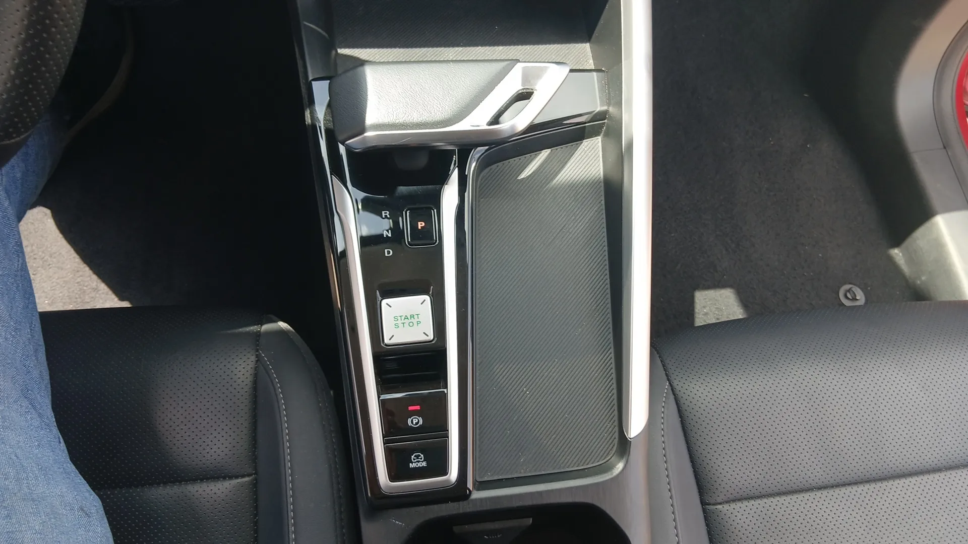 MG ZS Hybrid+ Luxury - foto 15