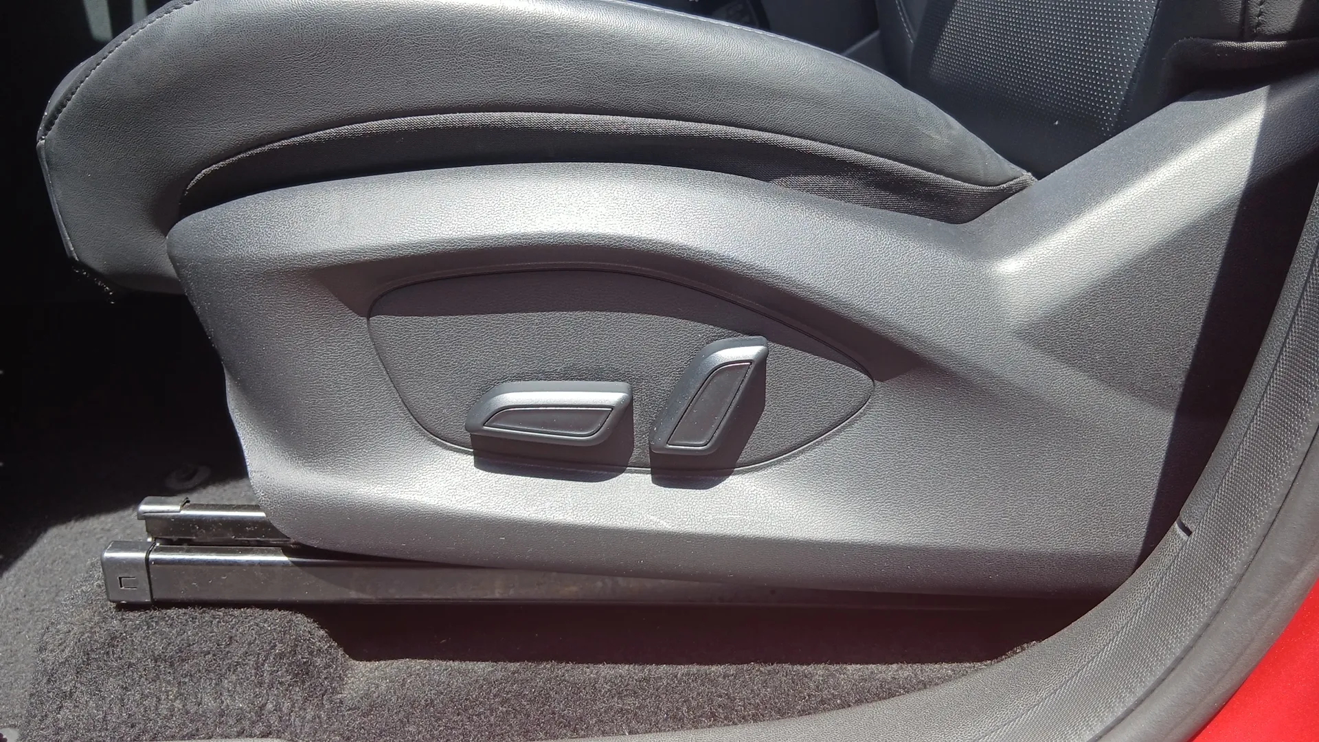 MG ZS Hybrid+ Luxury - foto 26