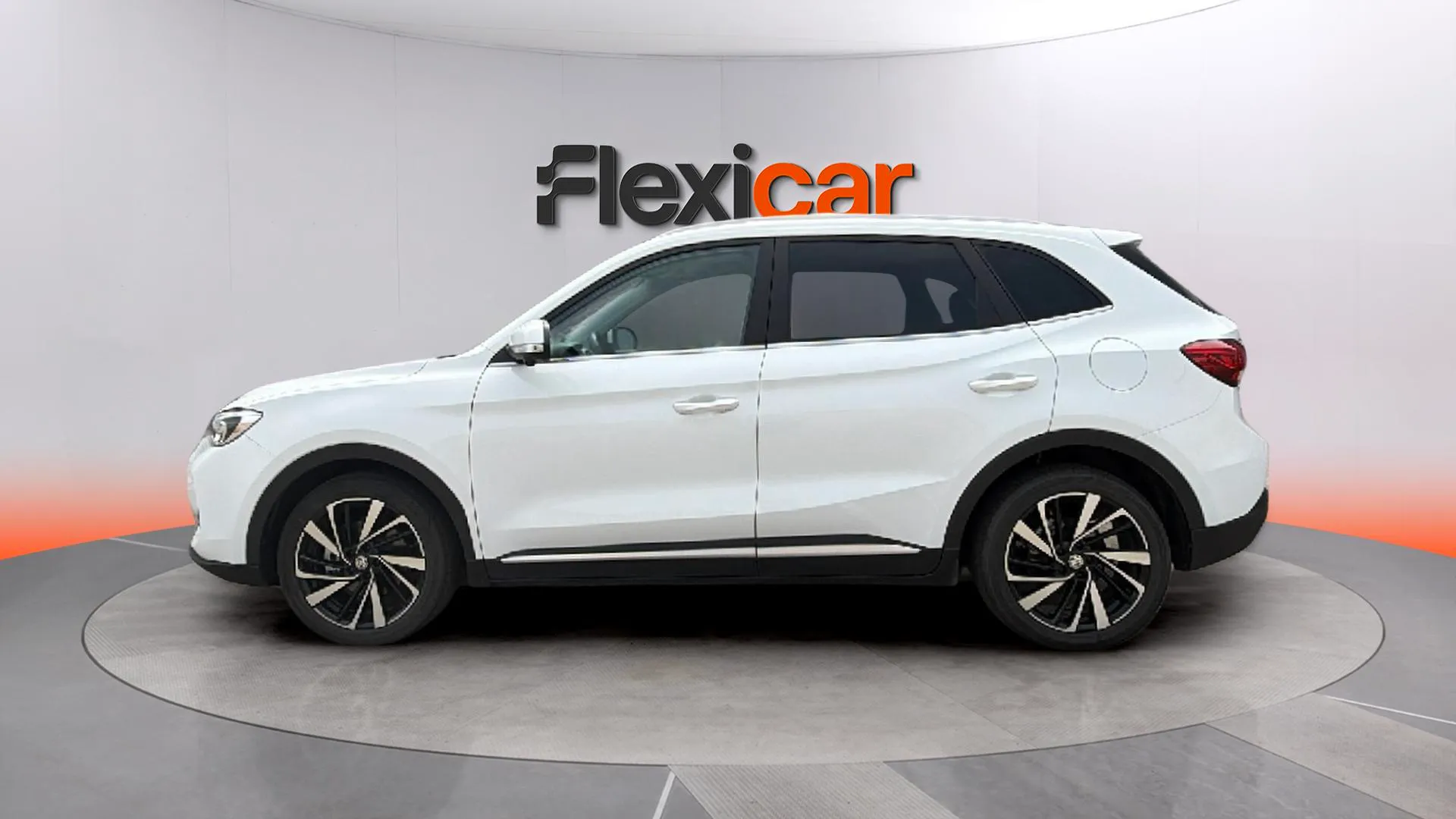 MG ZS Hybrid+ Luxury - foto 4
