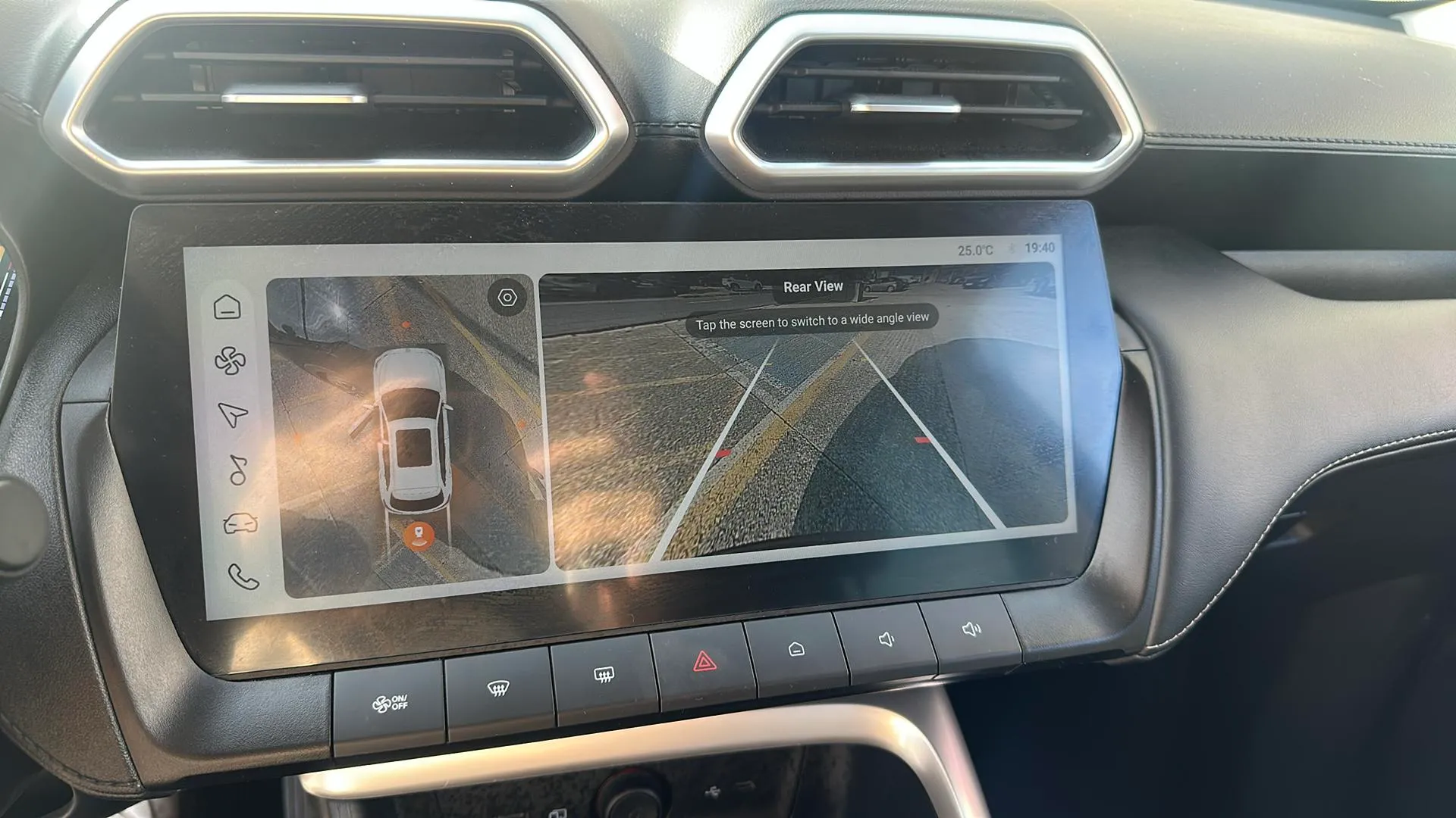 MG ZS Hybrid+ Luxury - foto 13