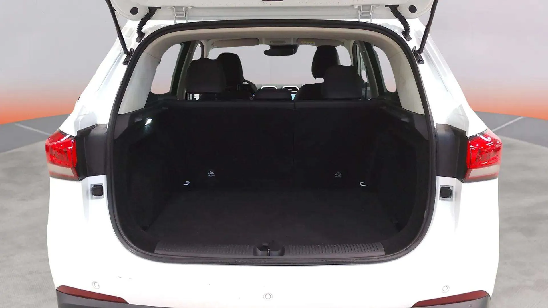 MG ZS Hybrid+ Luxury - foto 16