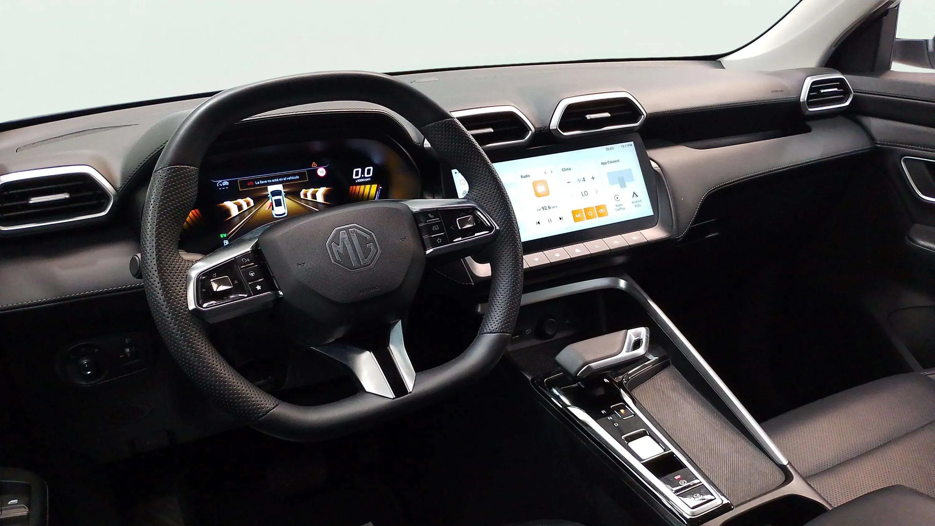 MG ZS Hybrid+ Luxury - foto 17
